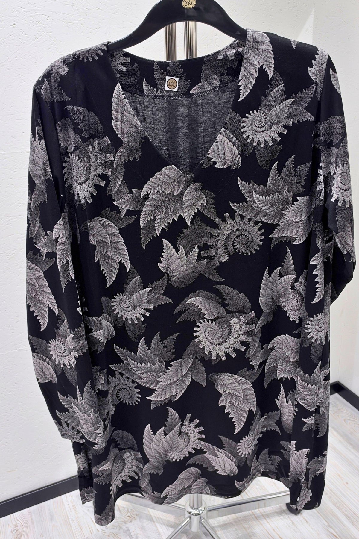 Longshirt Erna | Silver Fern | met Viscose | Recht model | V-hals | 90 cm