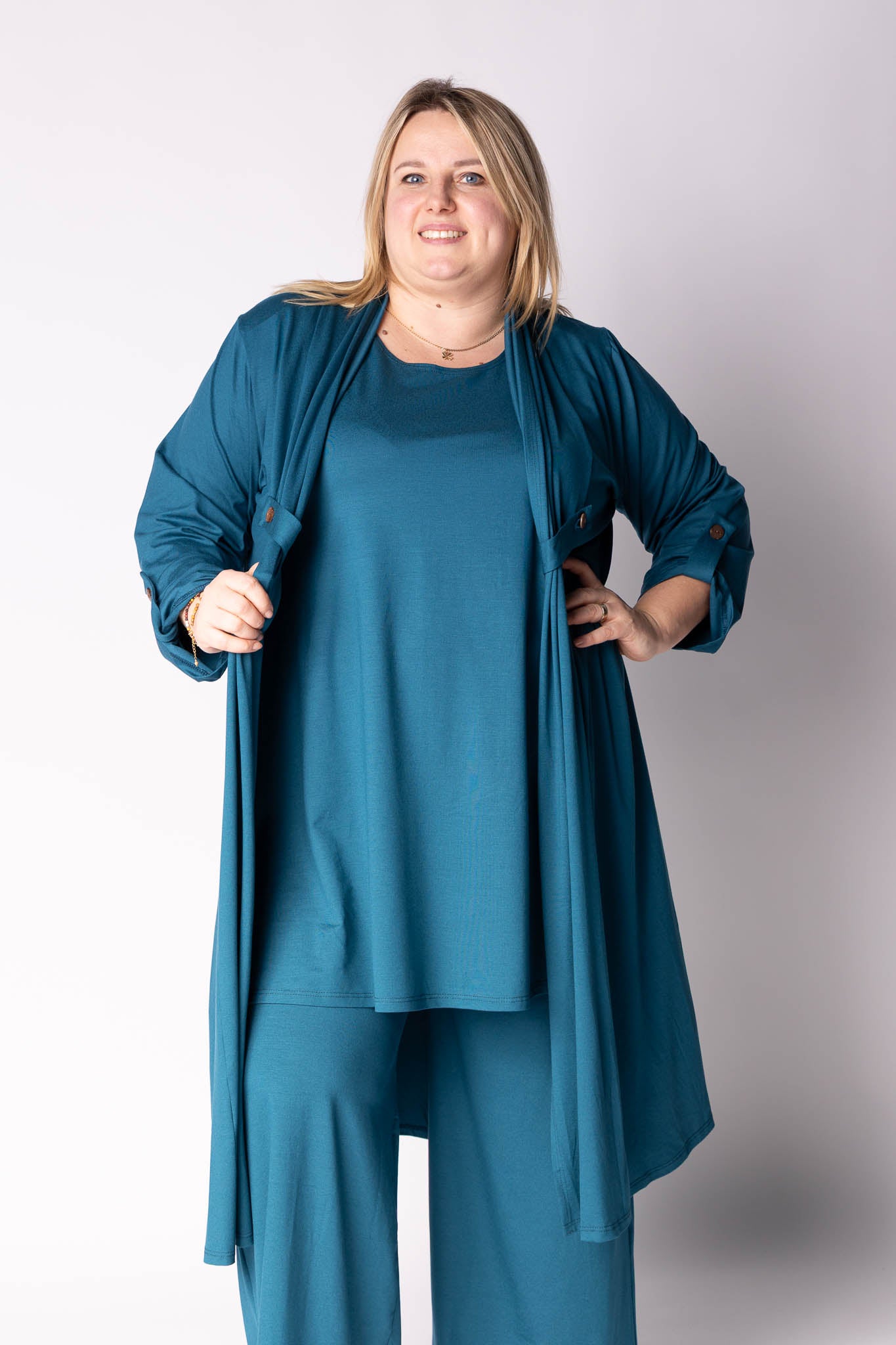 Vest Renske | Viscose | Oprol mouwen | 120cm