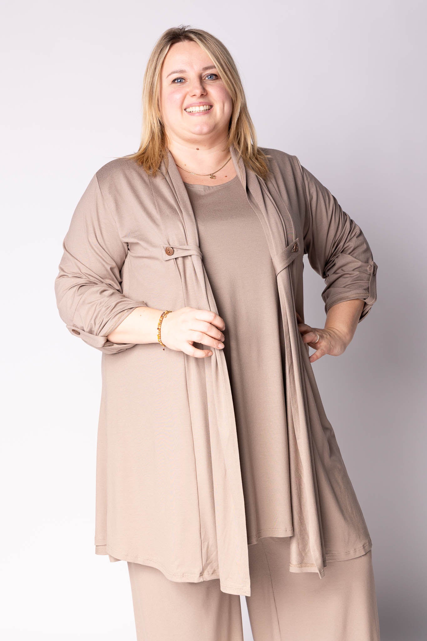 Vest Renske | Viscose | Oprol mouwen | 100cm