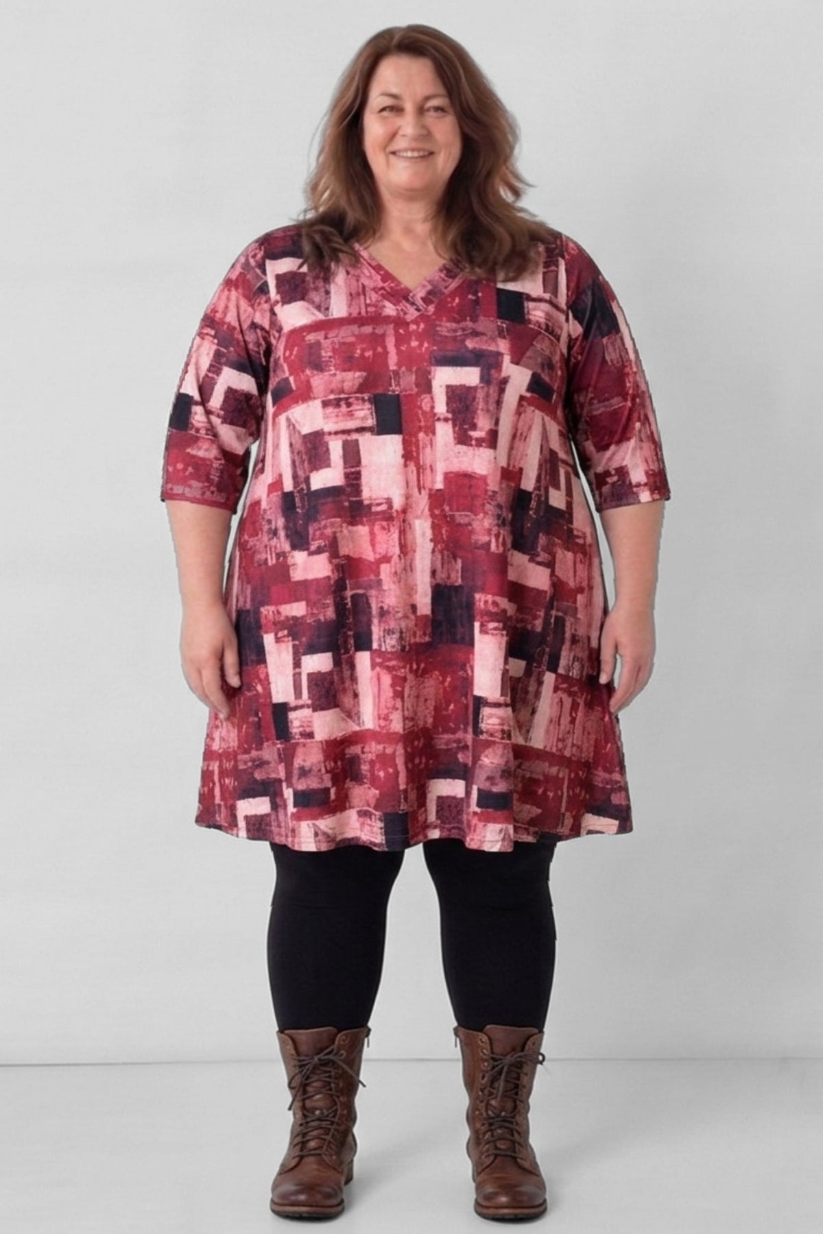 Jurk Ingrid A-lijn | Bordeaux Mosaic | Soft Knit | 3/4 mouw | V-hals | 105cm
