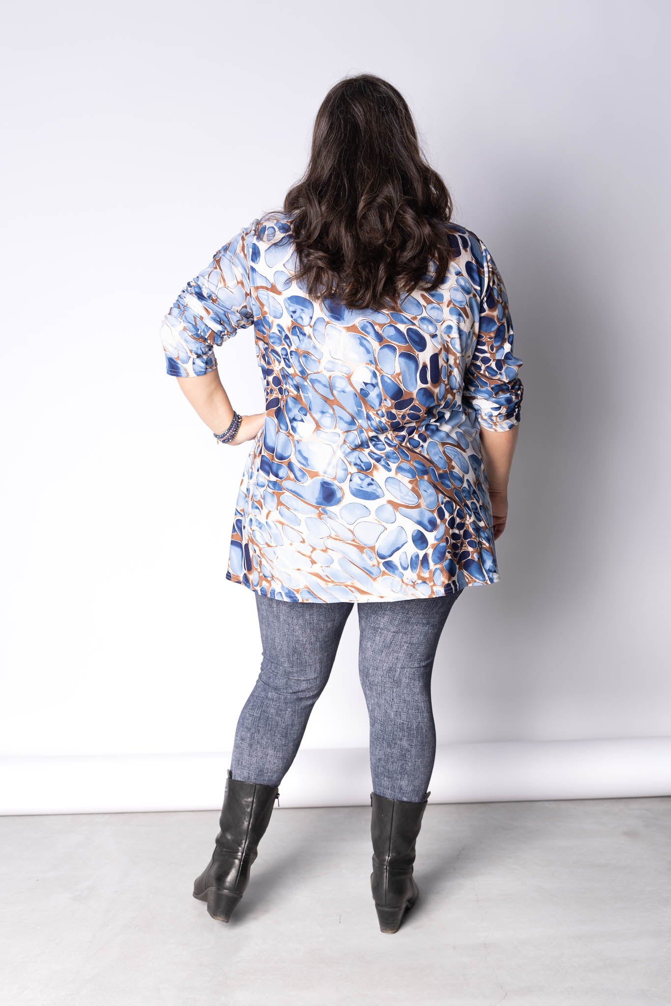 Top Vera | Blauwe Kiezels | Kimo | A-lijn | Lange mouw | 80cm