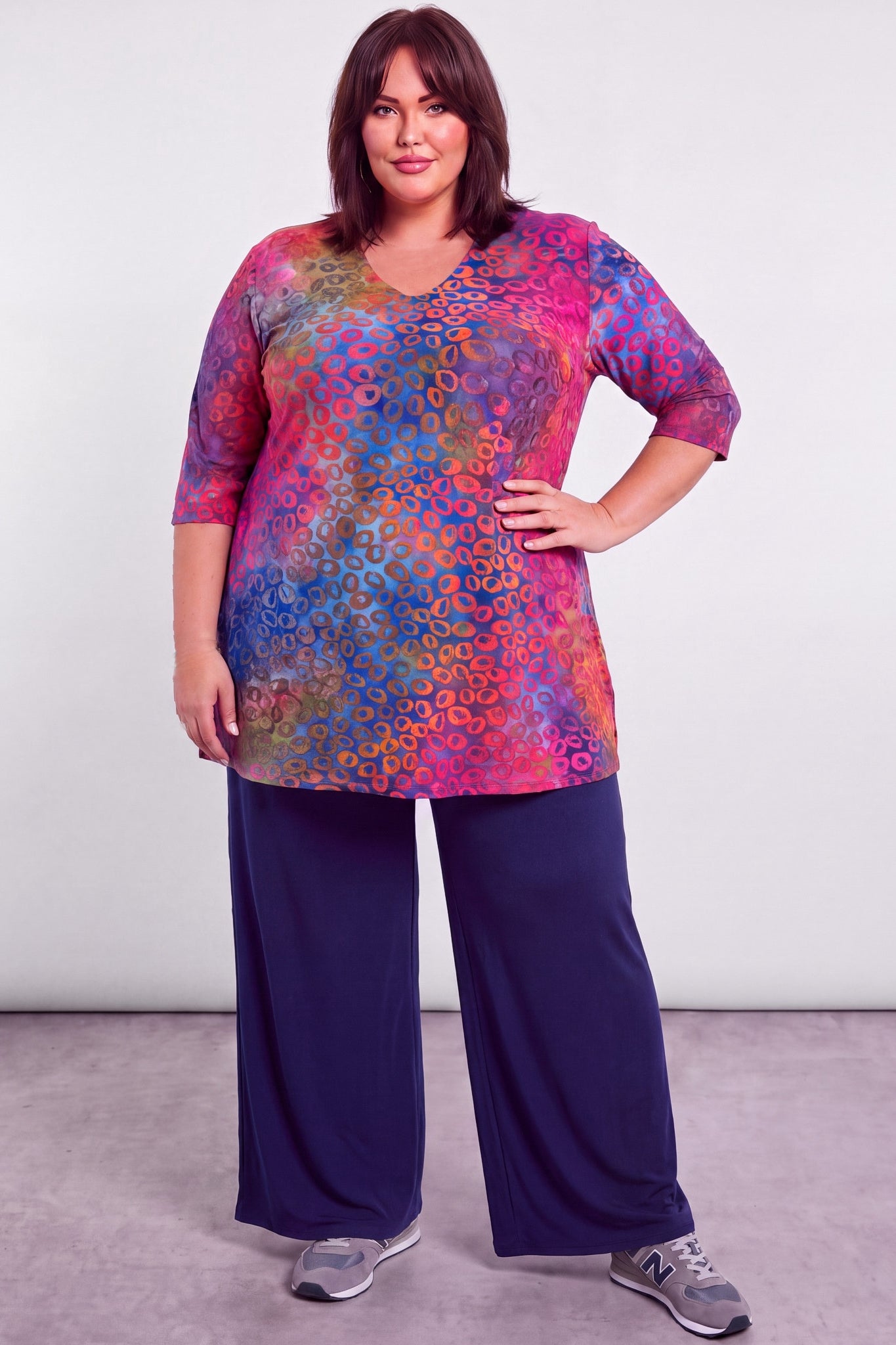 Top Erna | Cosmic Dots | Stretch Jersey | 3/4 mouw | Recht model | 90cm