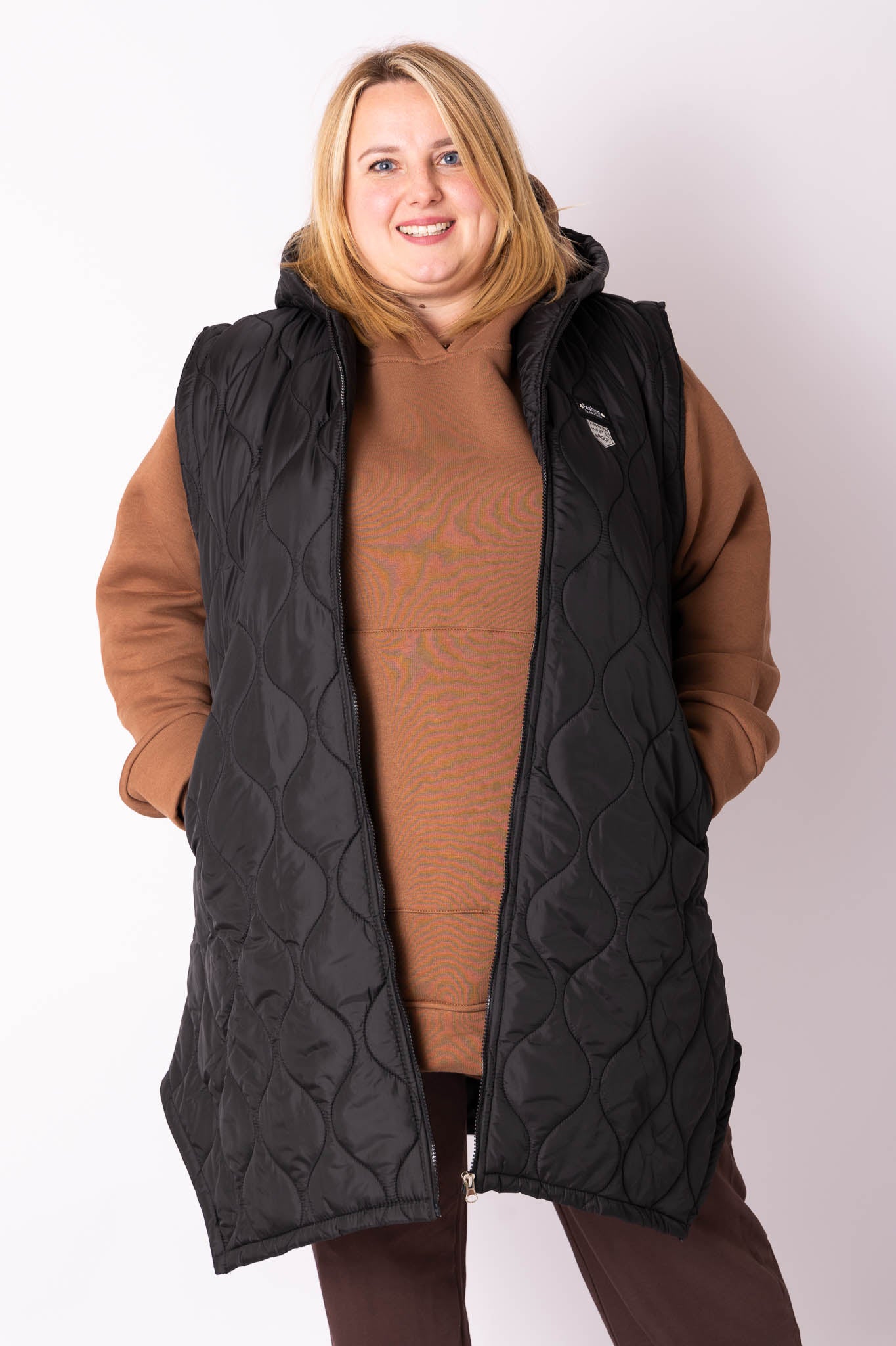 Bodywarmer met capuchon t/m maat 52