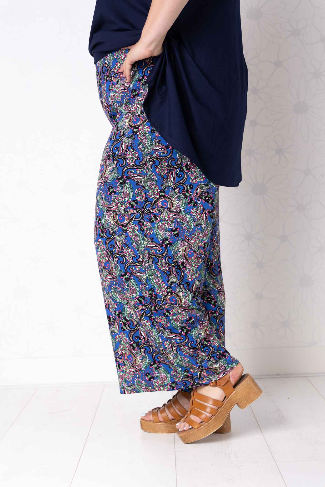 Wijde broek Judith - paisley groen kobaltblauw - Viscose - binnenbeenlengte ca. 70/72 cm