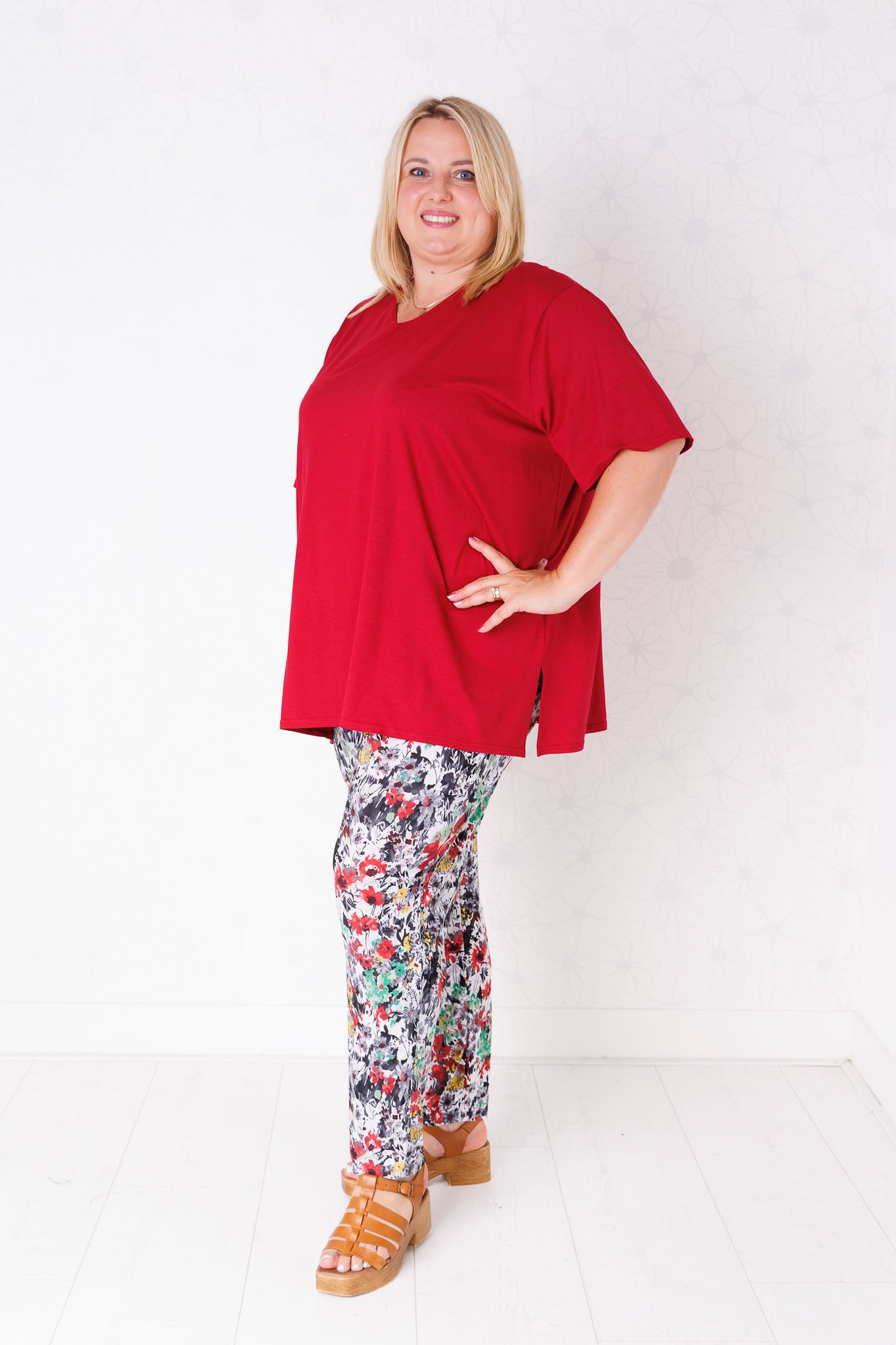 Zomerbroek smalle pijpen bloemen abstract travelstof-binnenbeenlengte ca 70-73
