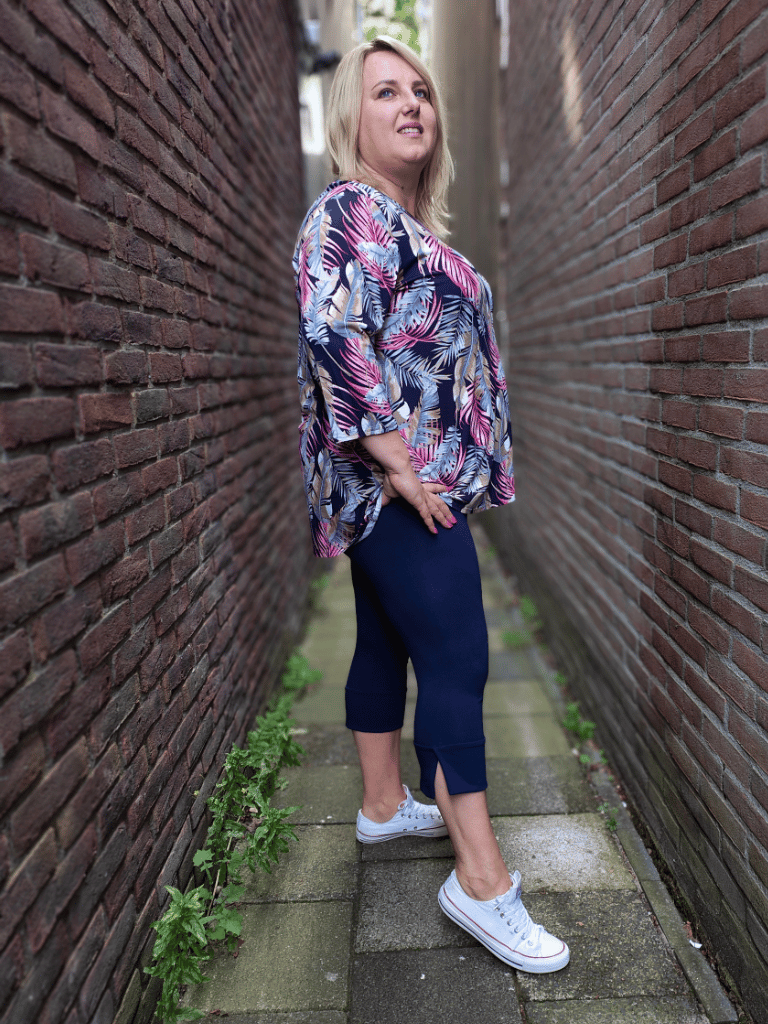 Legging als capri broek donkerblauw katoen maten 48-52