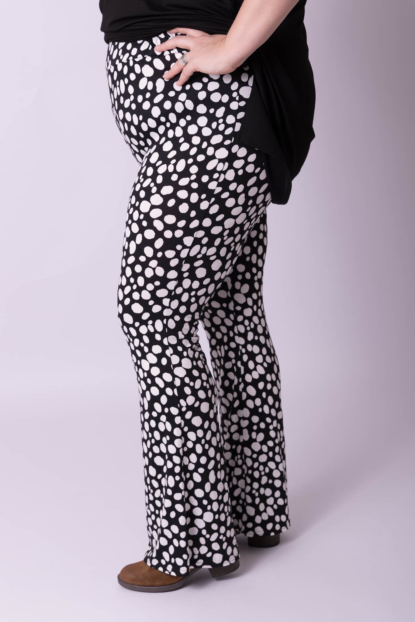 Flared legging lange pijpen kimo maten 48-60