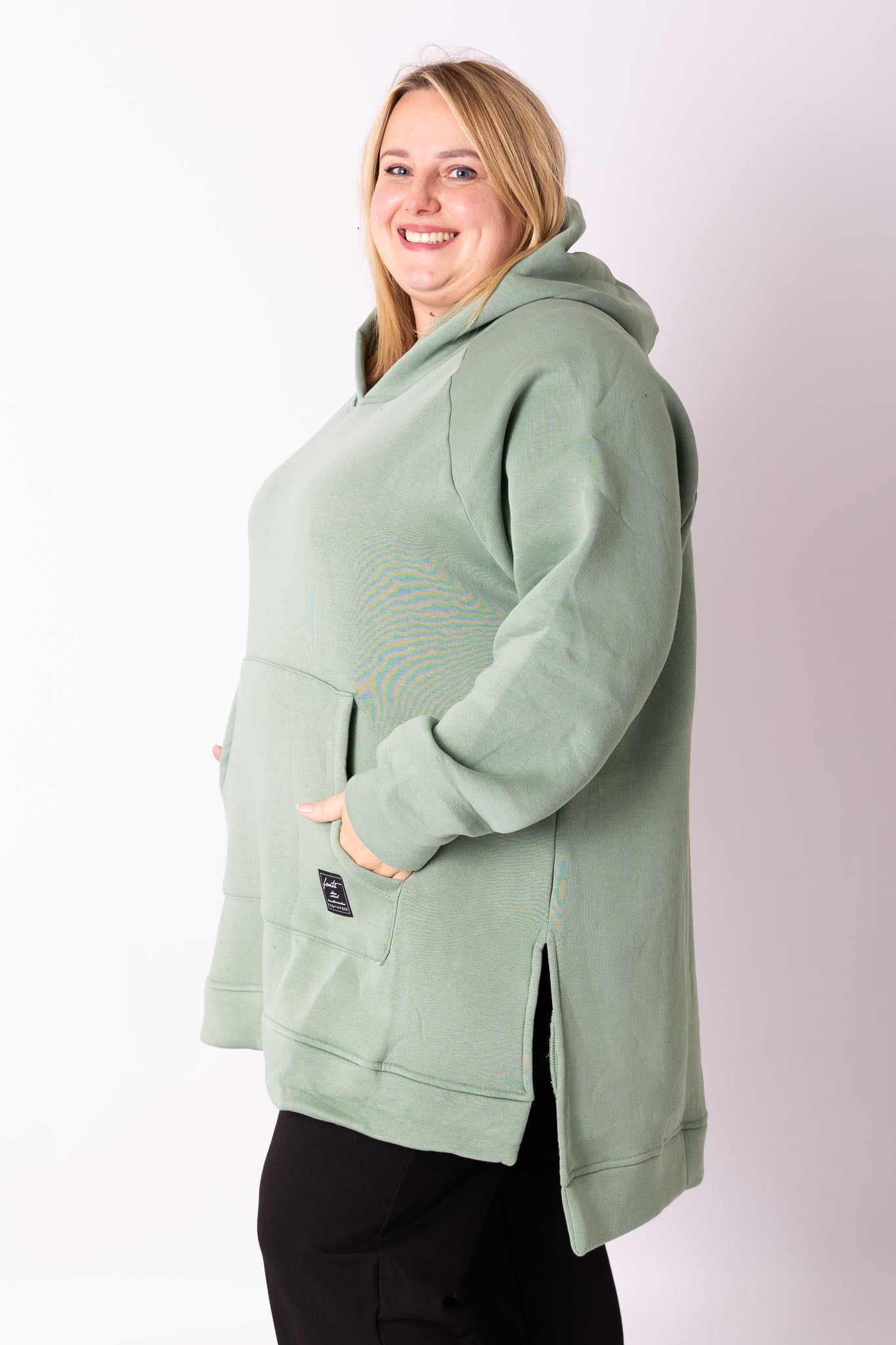 Warme hoodie met zakken one size buste 150 cm