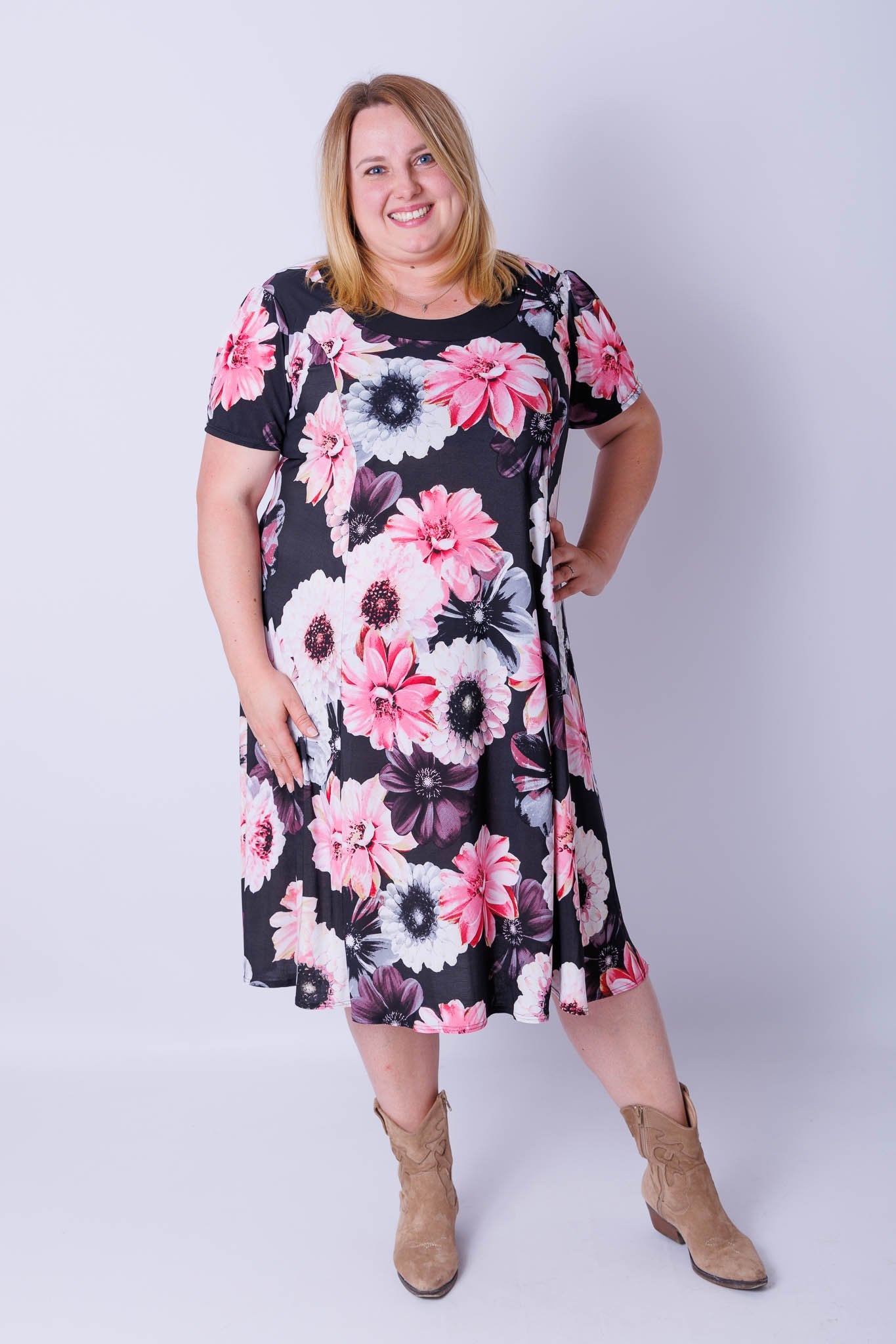 Jurk Bella Dahlia travel stof ca 115 cm