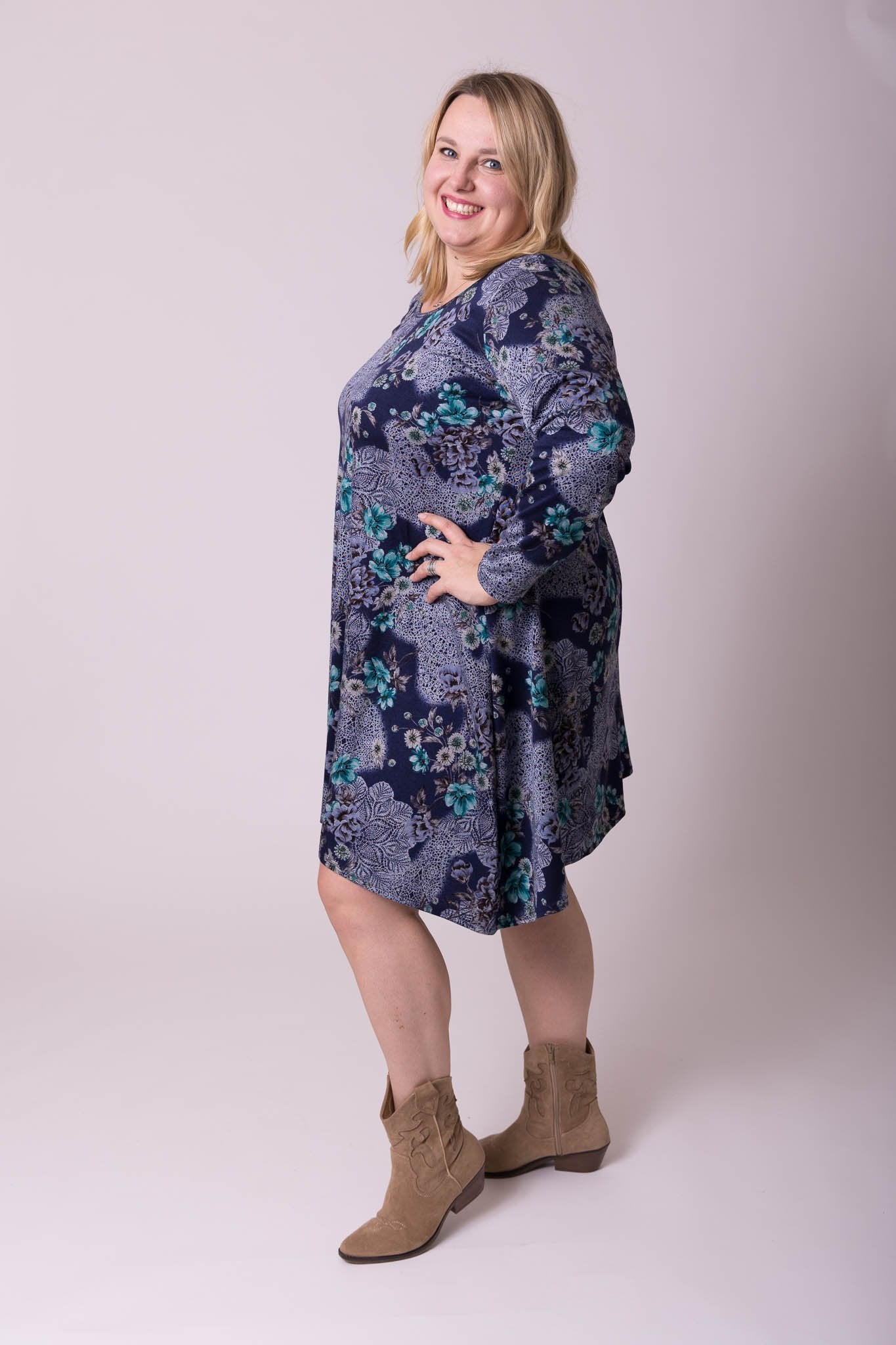 Tuniek / jurk Tanja A-lijn ruime decolette ca 100 cm