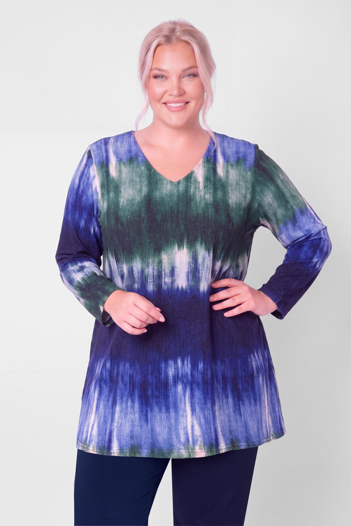 Longshirt Erna |Northern Lights | MIR Fine Knit | Recht model | V-hals | 90 cm