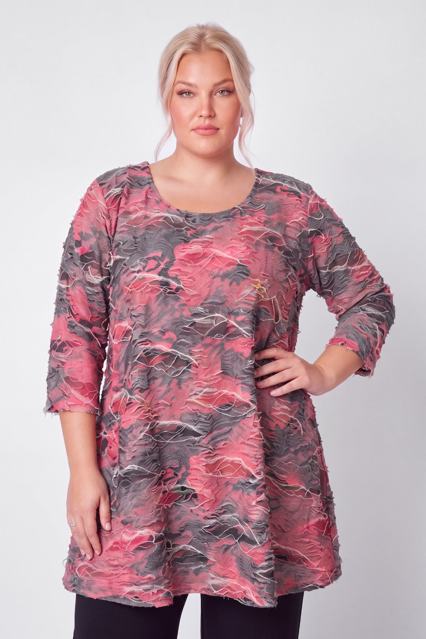 Wijd A-lijn Shirt Durkje | Coral Shadow | Gelaagde 3D-stof | 96cm