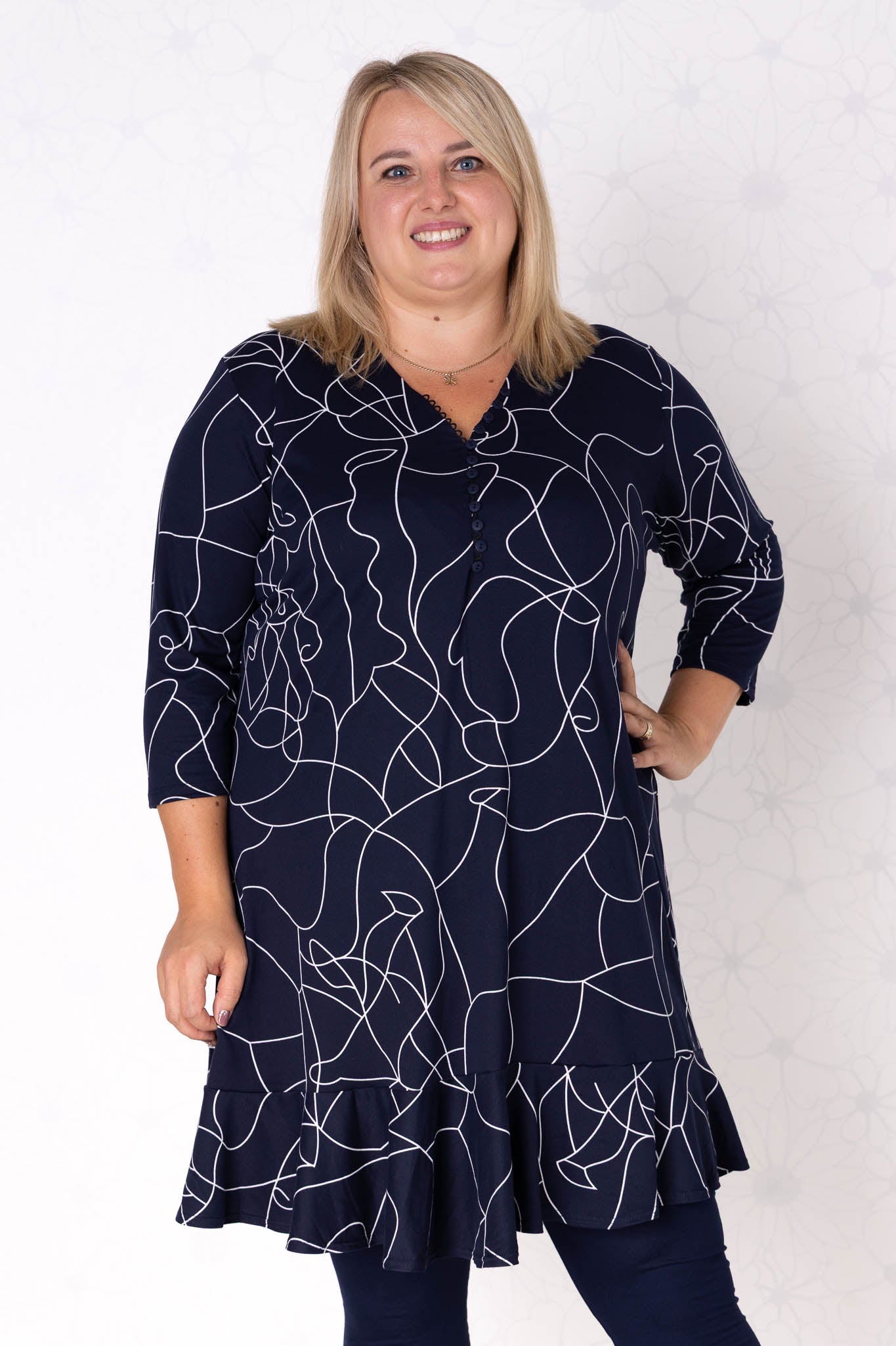 Top Ada | kimo | 3/4 mouw | Donkerblauw Witte Lijnen | 100cm