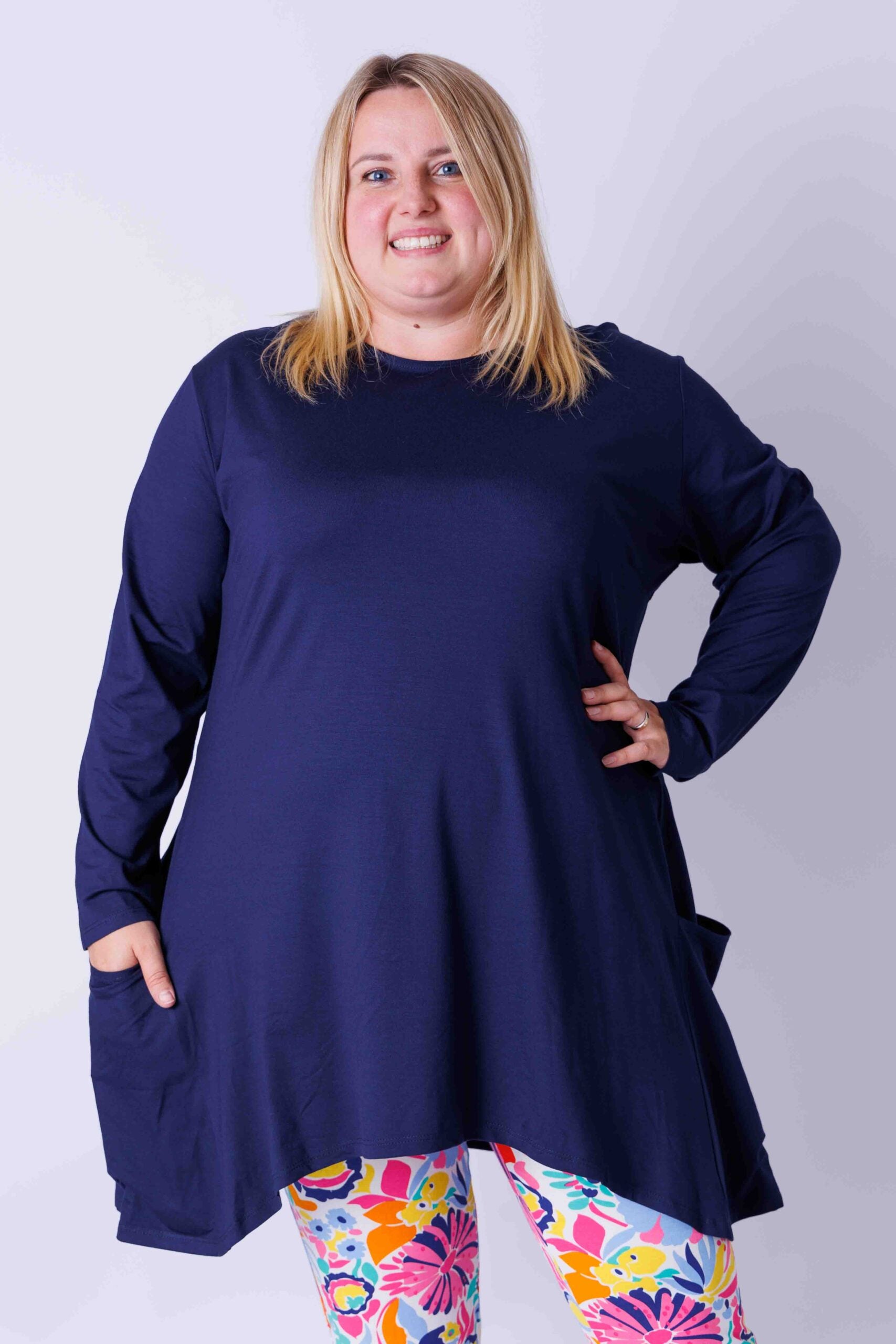 Top Bozenka A-lijn met zakken viscose 85-95 cm maat 46/48