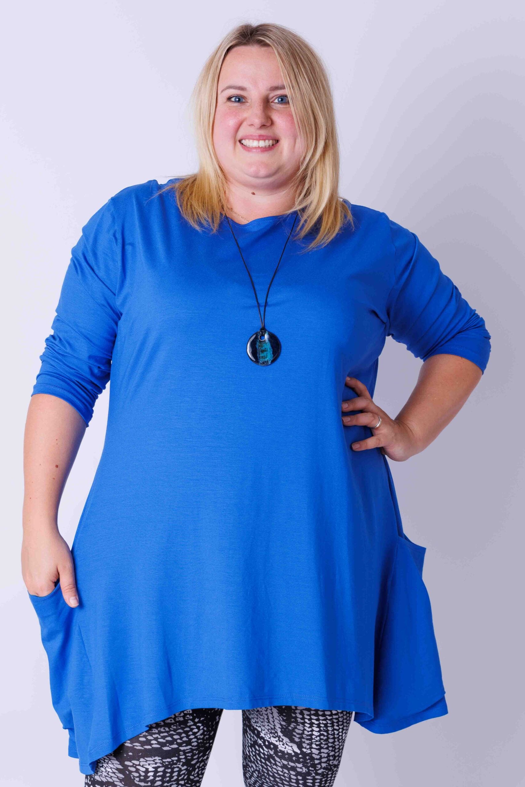 Top Bozenka A-lijn met zakken viscose 85-95 cm maat 46/48