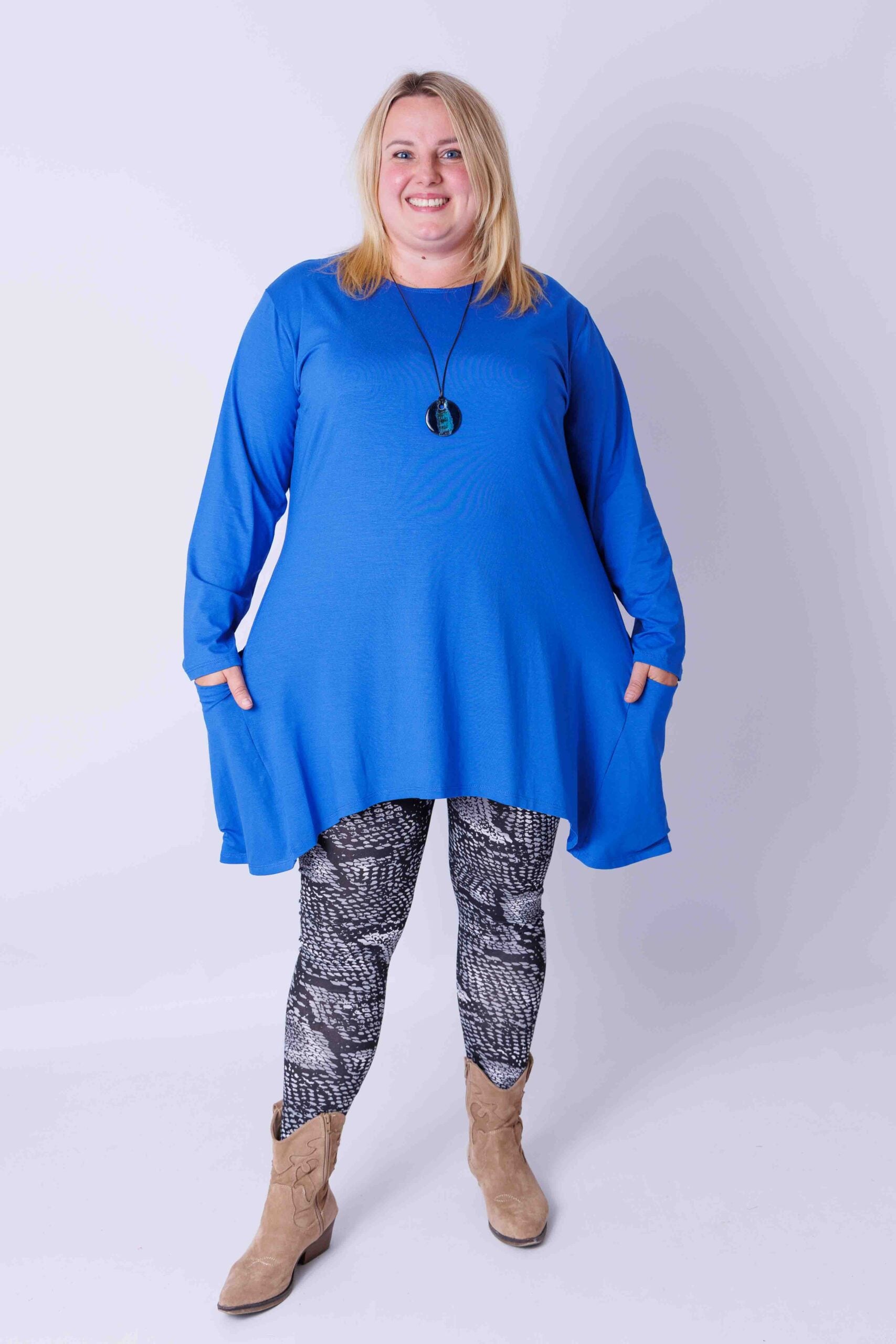 Top Bozenka A-lijn met zakken viscose 85-95 cm maat 46/48
