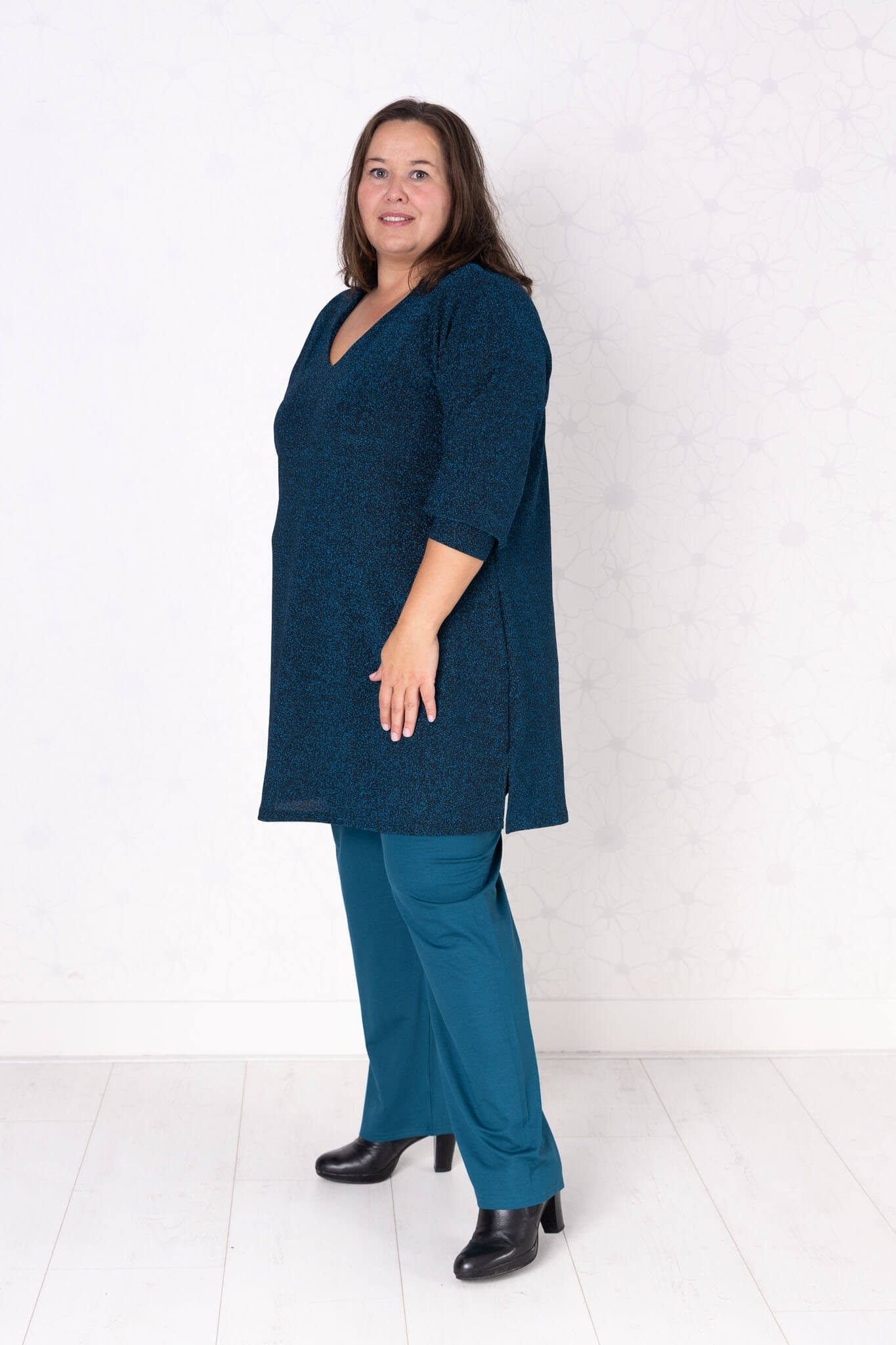Top Erna Luna Sparkle | Feestelijke glans & comfort |vier kleuren | 90 cm