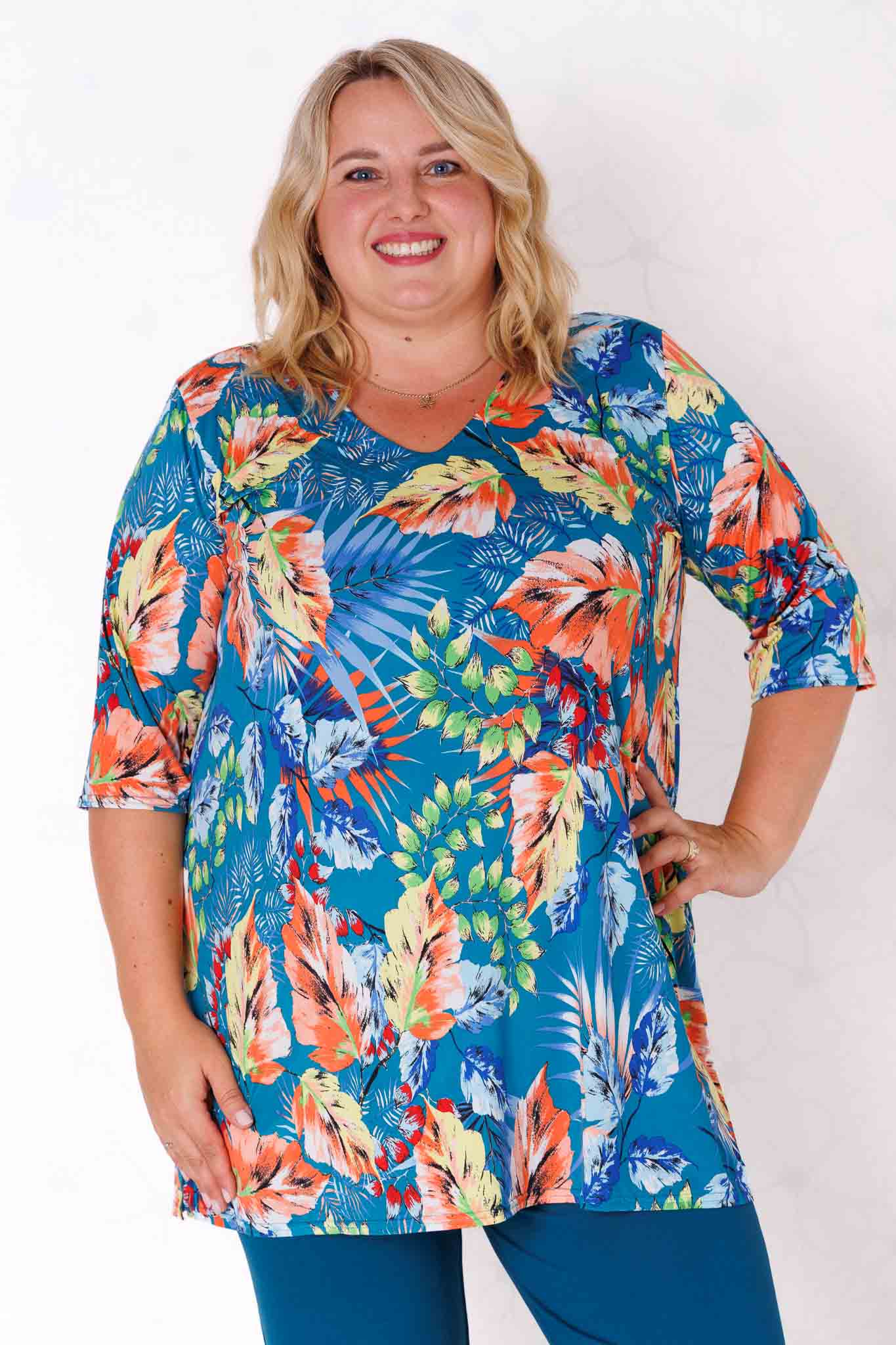 Top Erna – Bloemen/Bladeren/Turquoise/Oranje |Travelstof 90 cm
