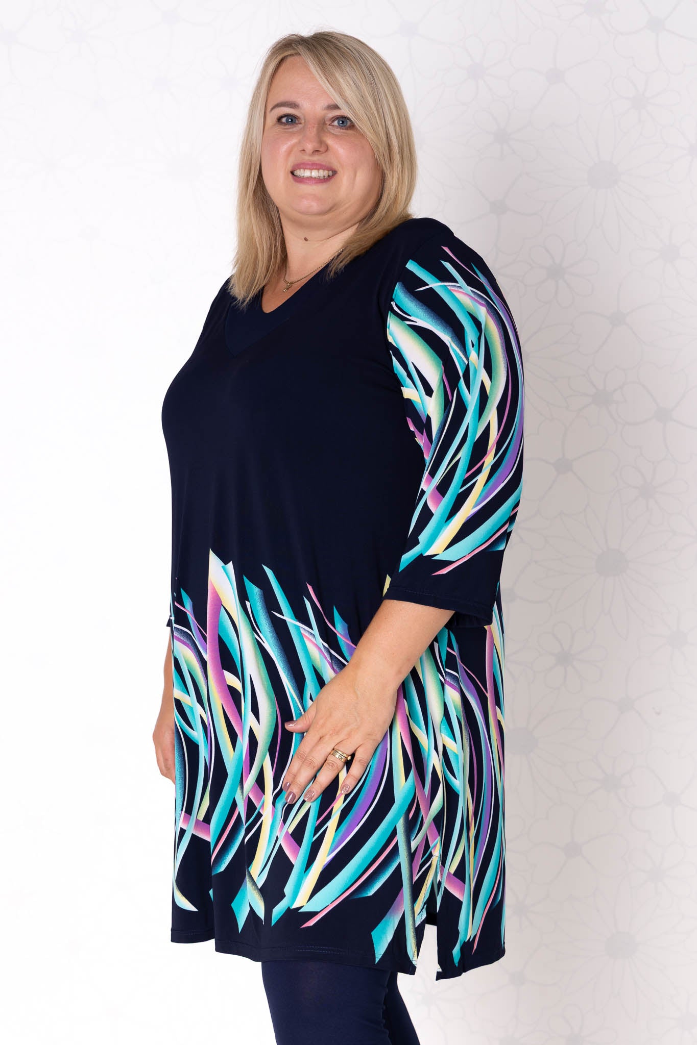Tuniek Hollandia | Recht | 3/4 mouwen | Travelstof | Regenboog print | 100cm