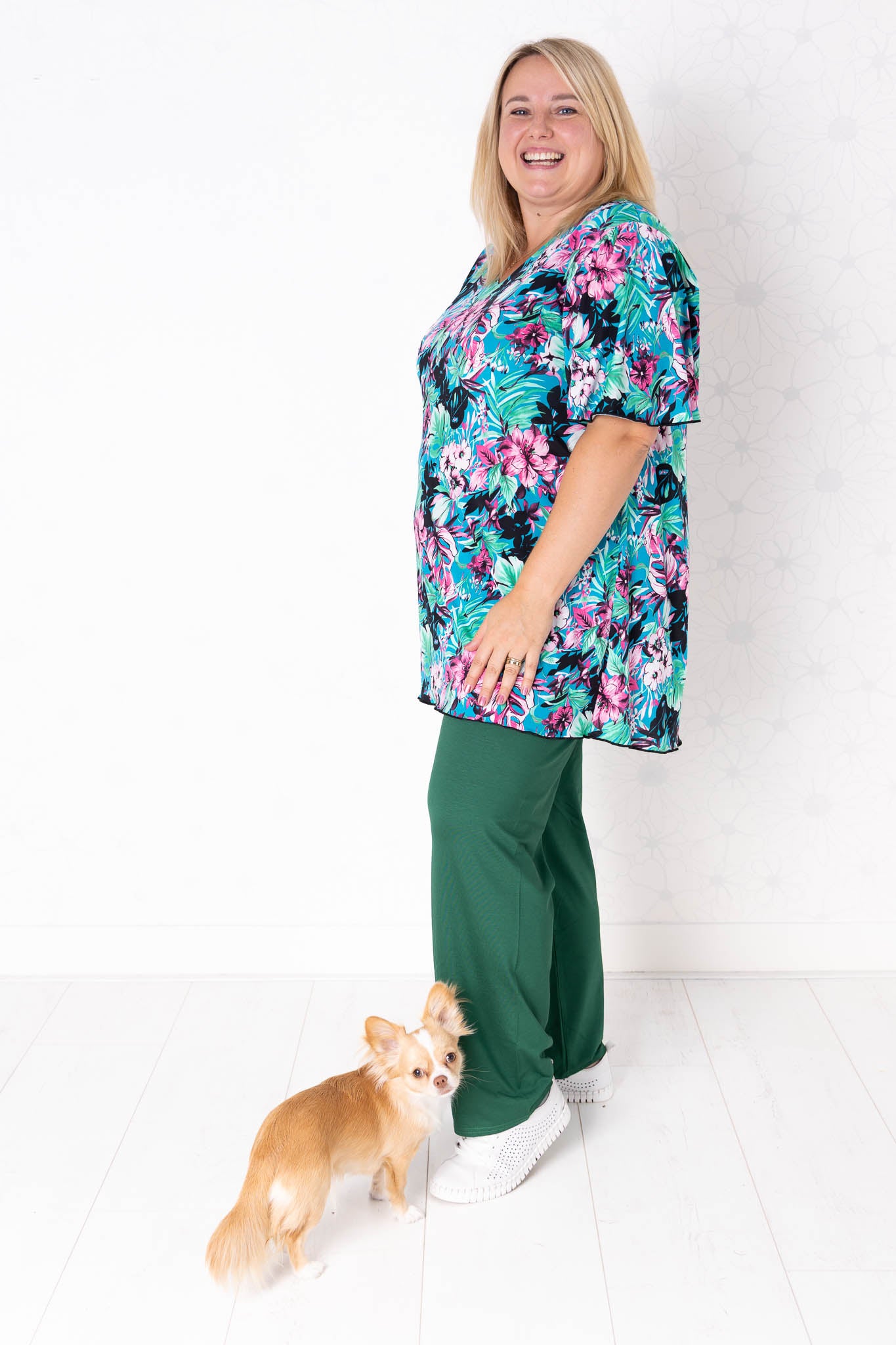 Top Karin – print "Bladeren en Bloemen" turquoise/groen/roze – travelstof – lengte 90 cm