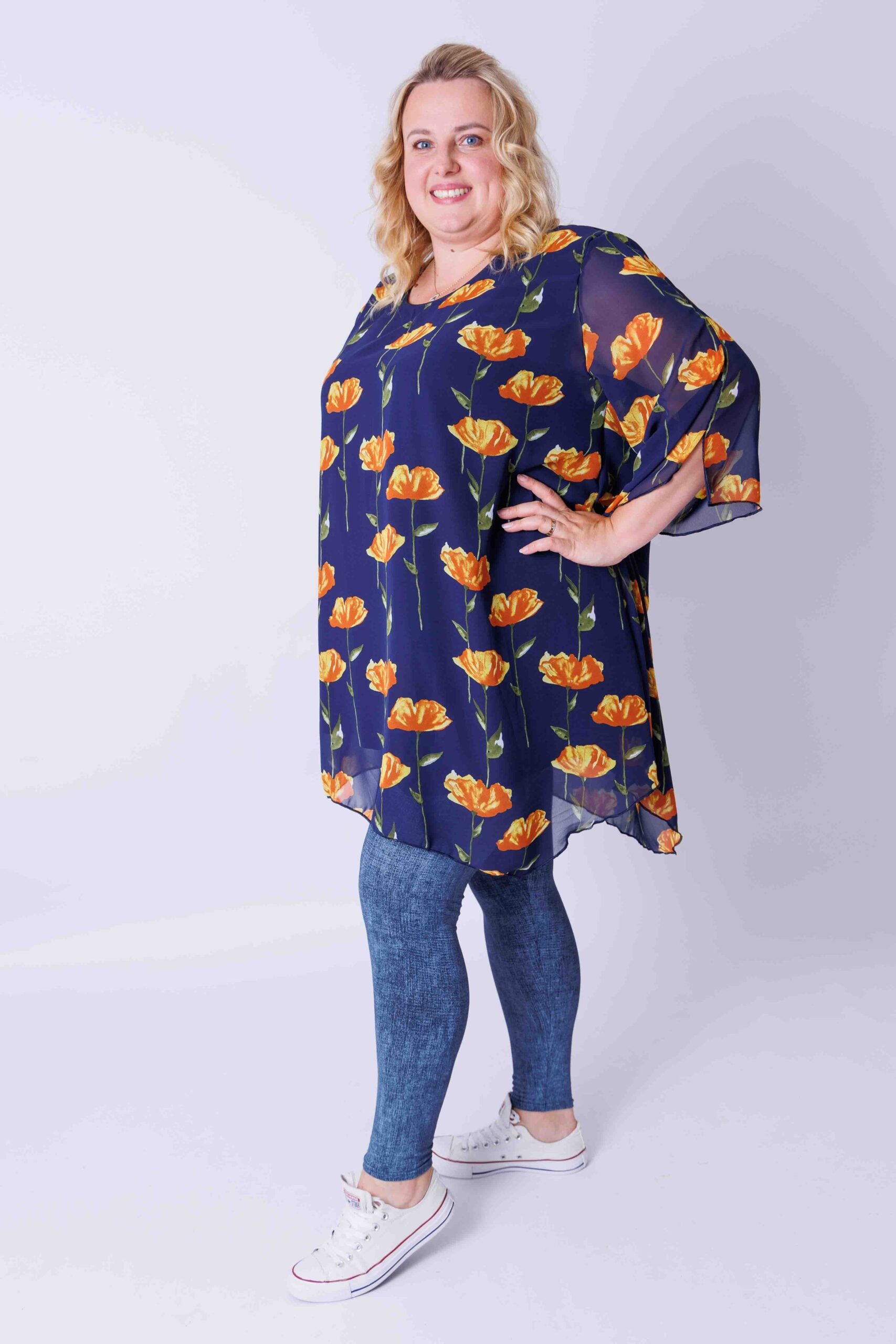 Tuniek Lotte asymmetrisch okergele rozen chiffon