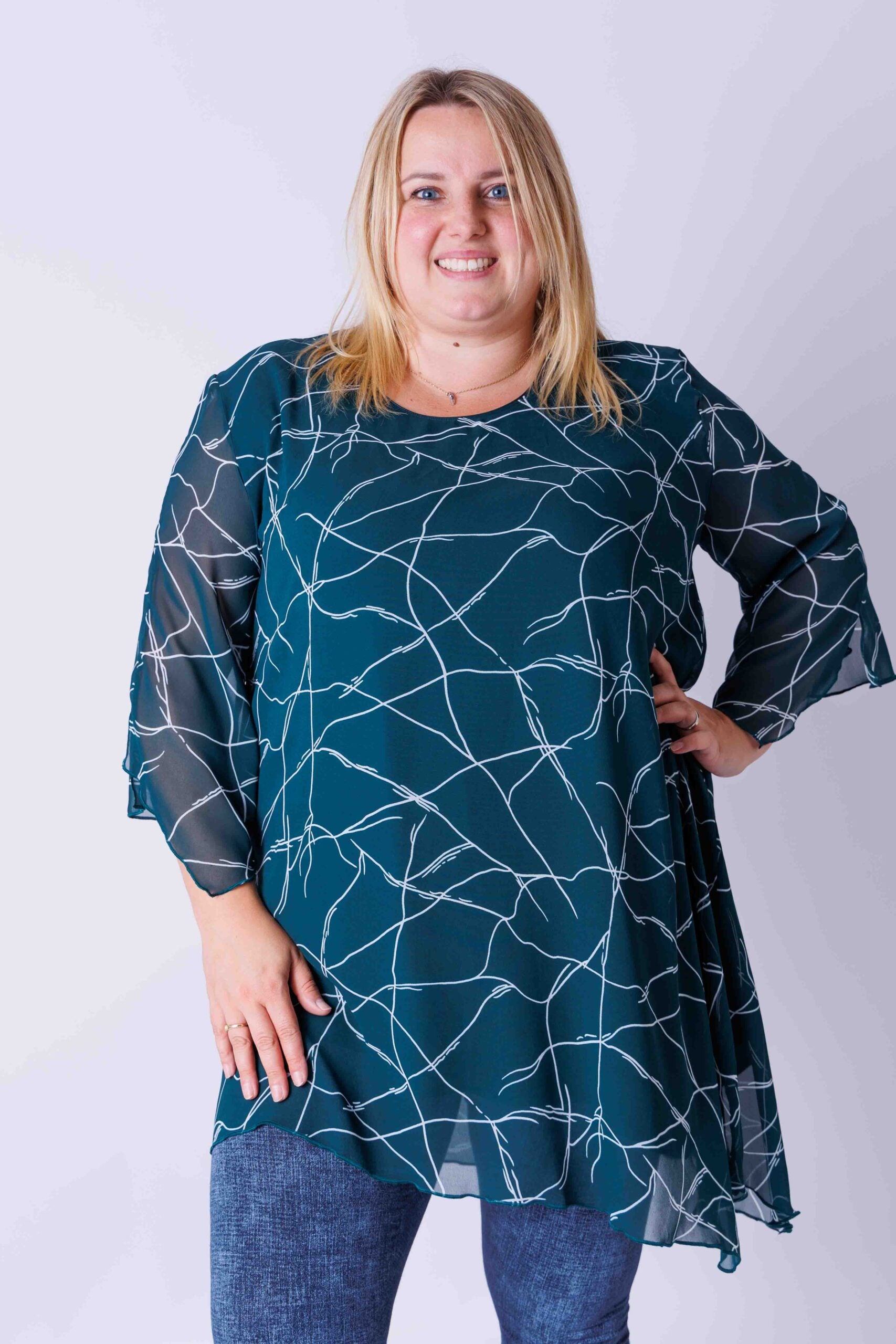 Tuniek Lotte barsten op groen chiffon