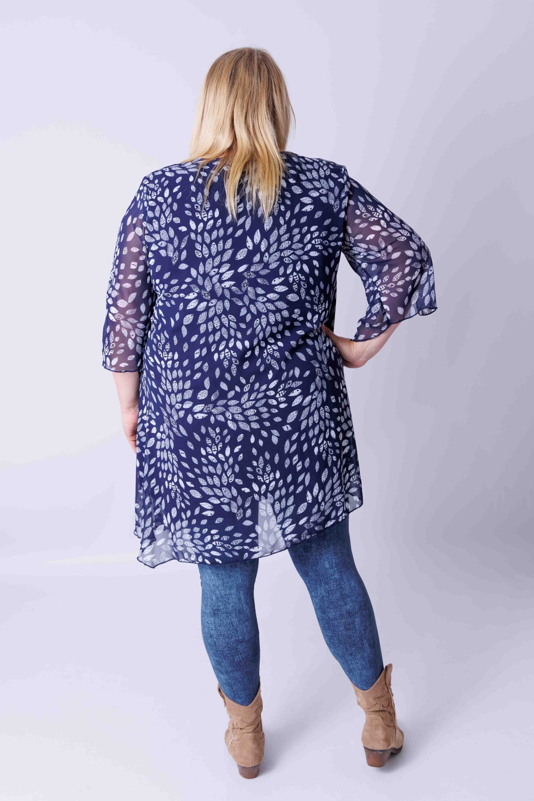 Tuniek Lotte smalle bladeren donkerblauw chiffon
