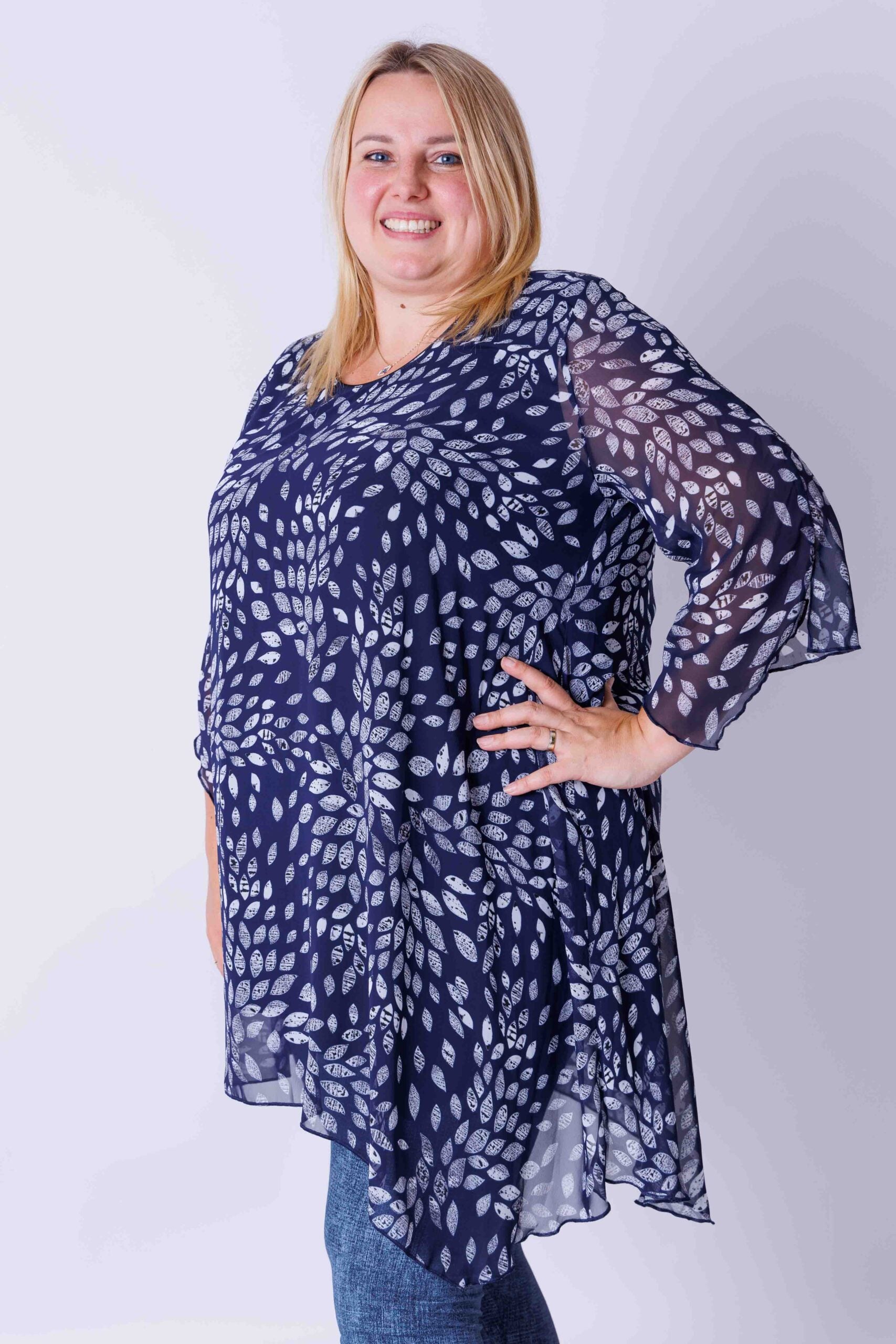 Tuniek Lotte smalle bladeren donkerblauw chiffon