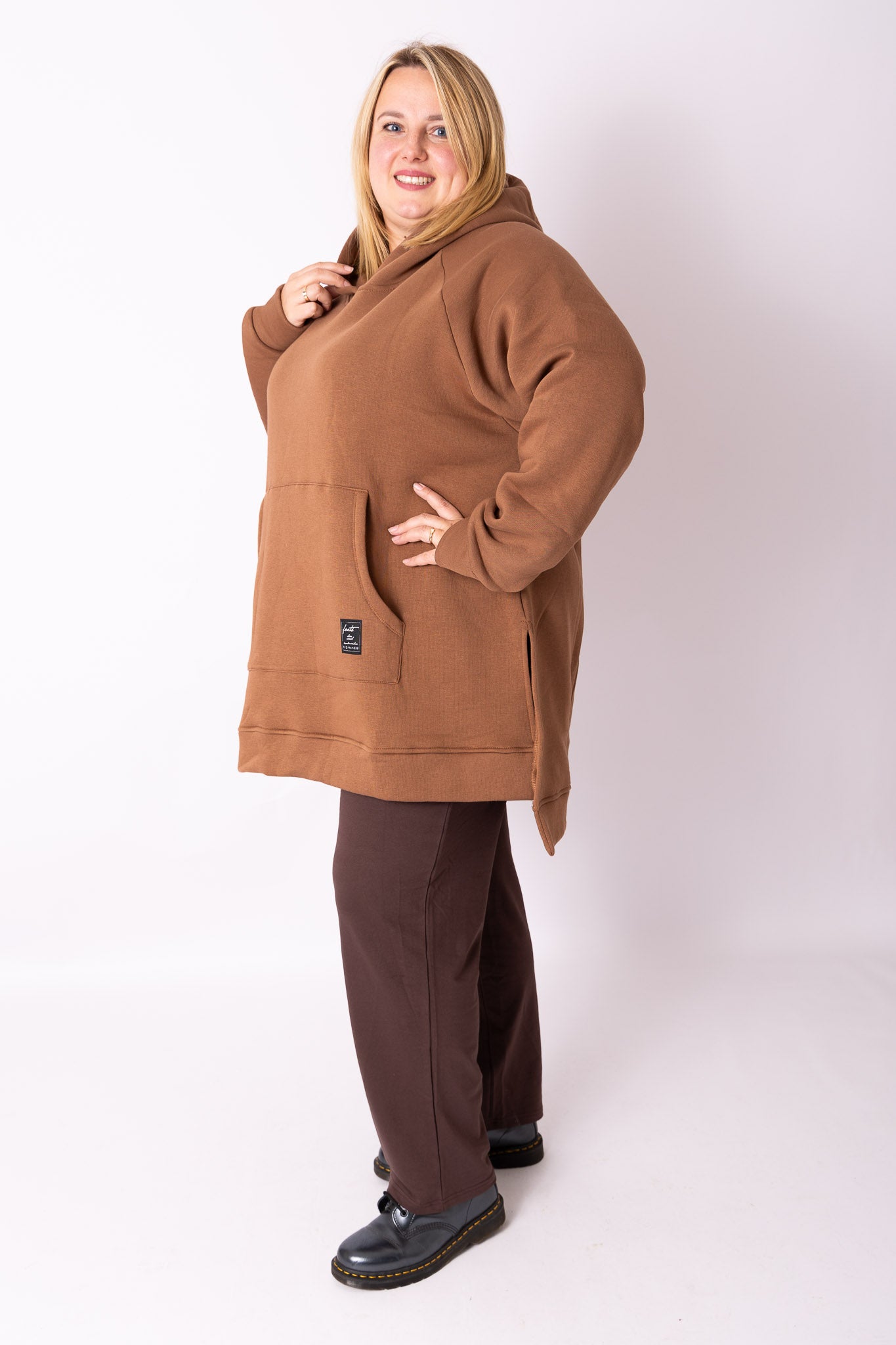 Warme hoodie met zakken one size buste 150 cm
