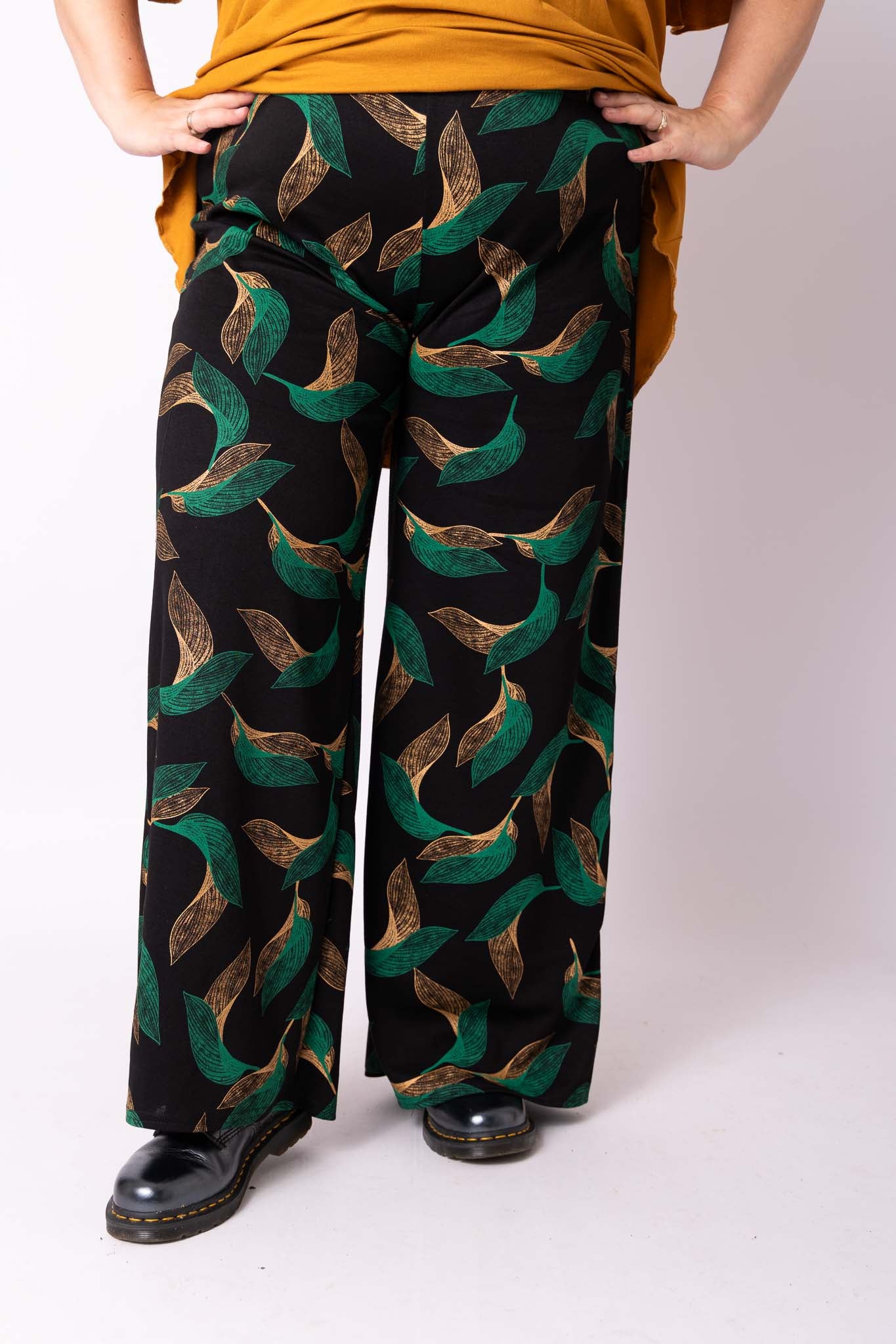 Wijde broek Judith goud groene bladeren