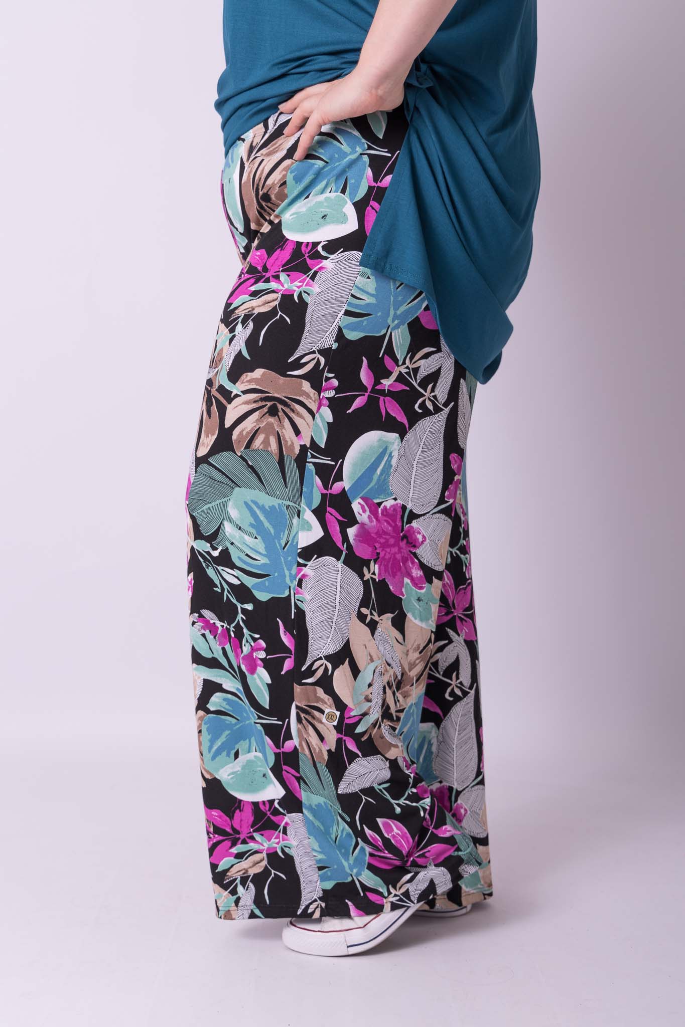 Wijde broek Judith petrol fuchsia bloemen viscose