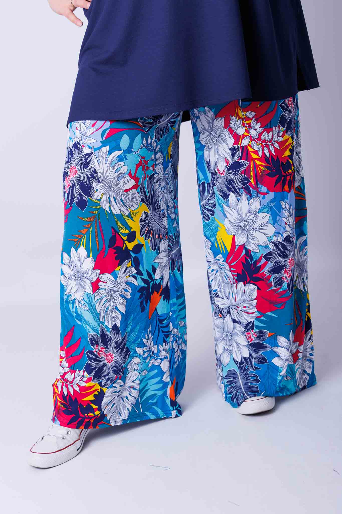 Wijde broek Judith turquoise tropisch viscose