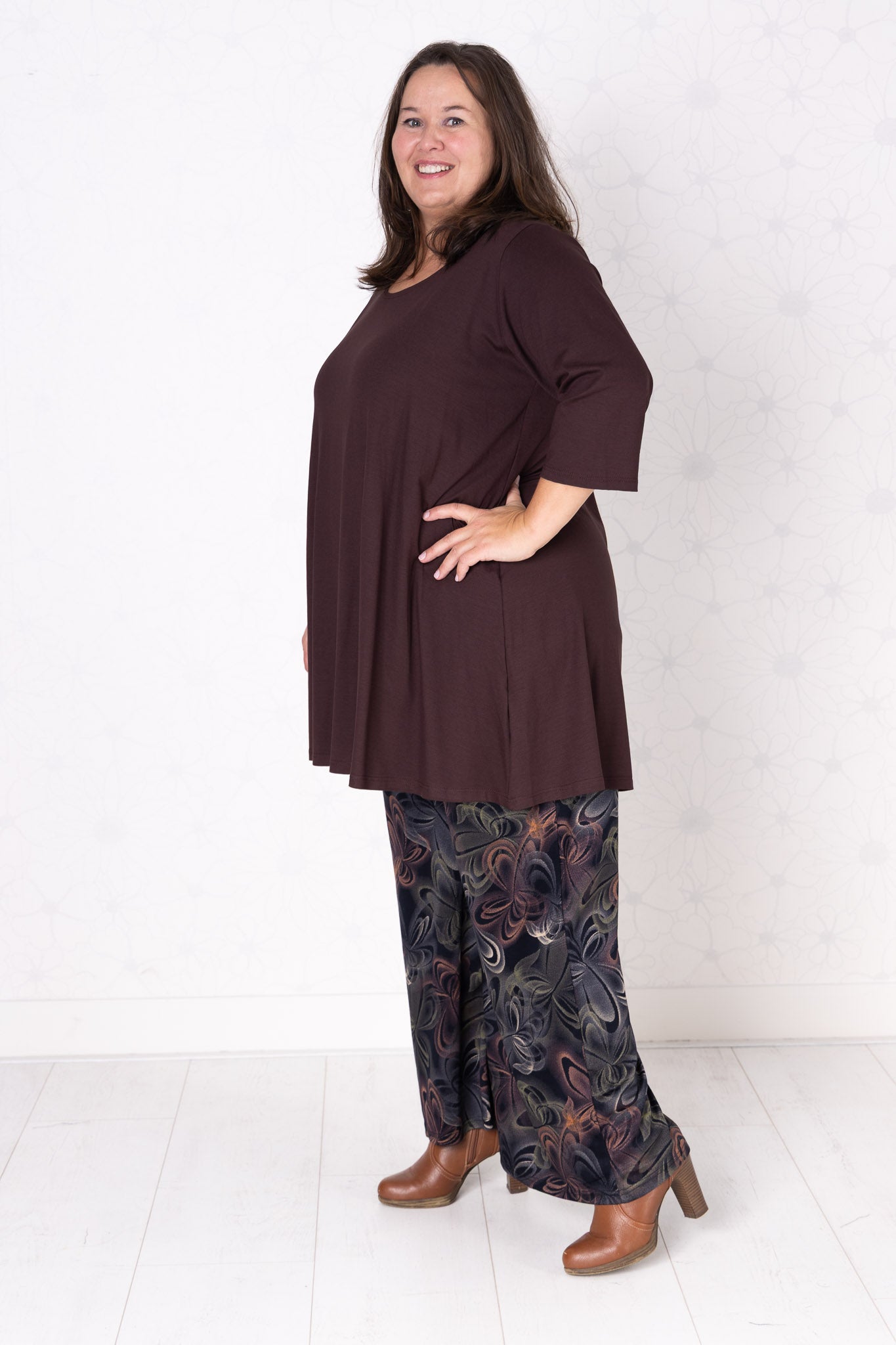 Wijde broek Suzette | Vlinder Abstract Bruin Zwart| Modal