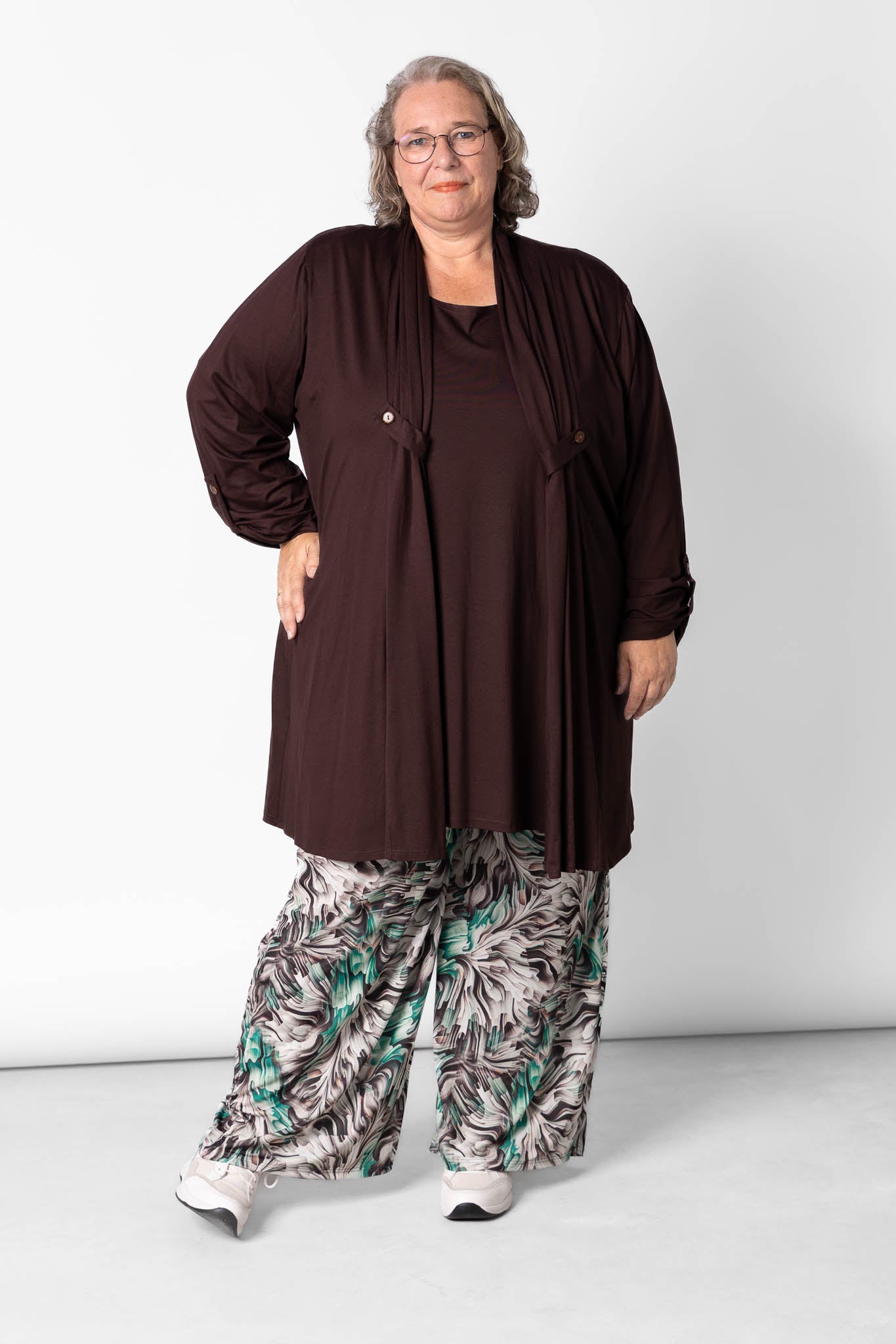 Wijde Broek Judith met Zakken | Espresso Breeze | Travelstof | binnenbeenlengte 74cm