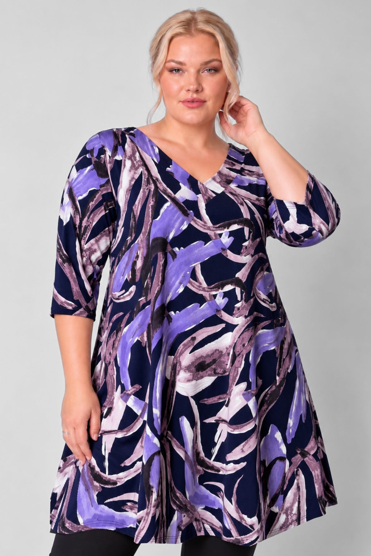 Jurk Ingrid A-lijn | Purple Motion | ITY | 3/4 mouw | V-hals | 105cm