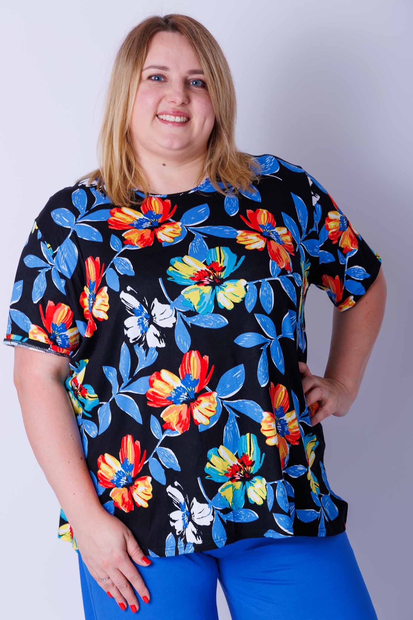 T-shirt Herma rode blauwe bloemen 75-84 cm viscose