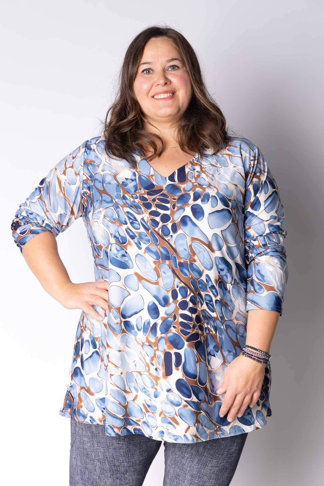 Top Vera | Blauwe Kiezels | Kimo | A-lijn | Lange mouw | 80cm