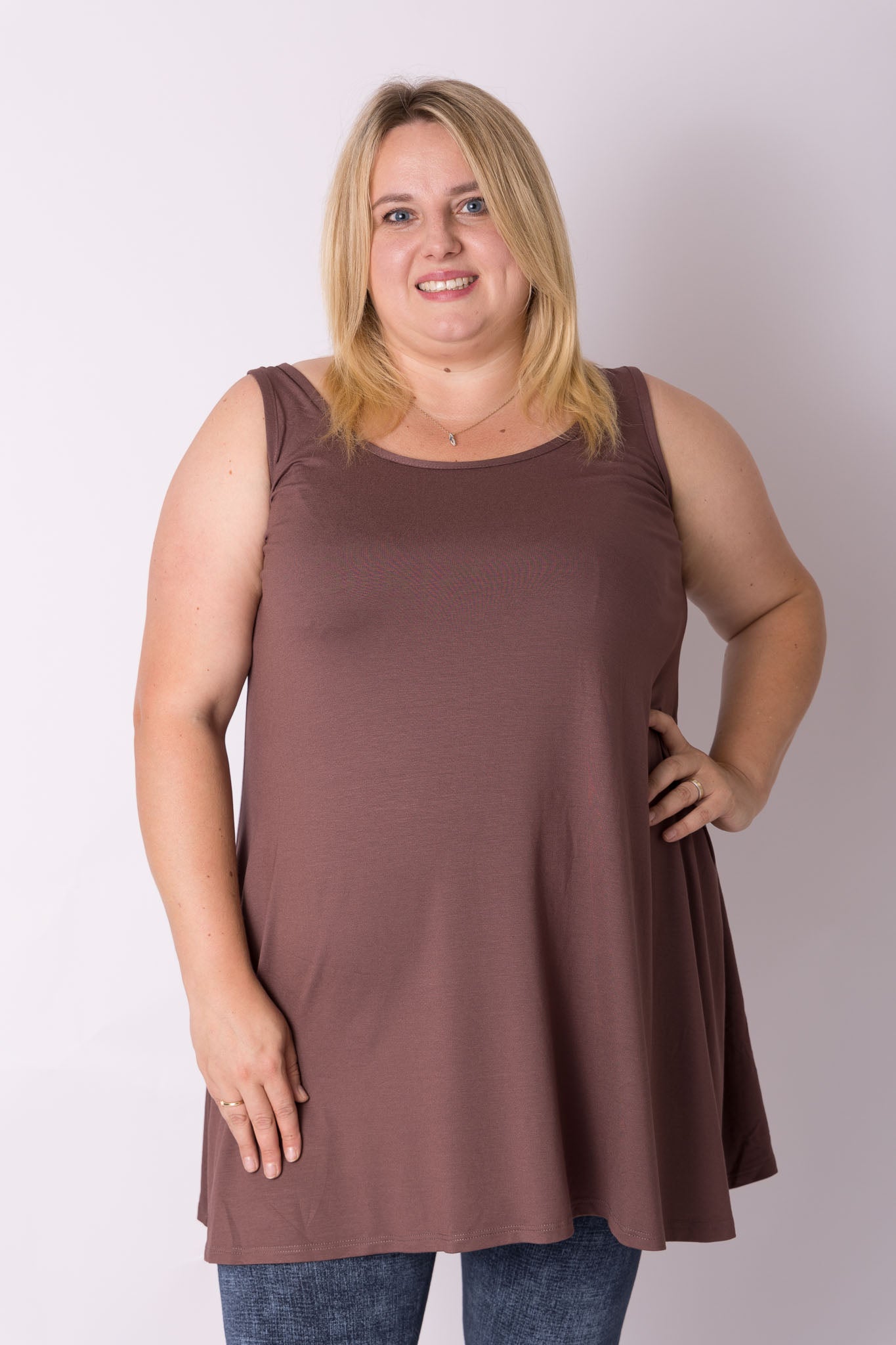 Top wijde a-lijn viscose  ca 90 cm
