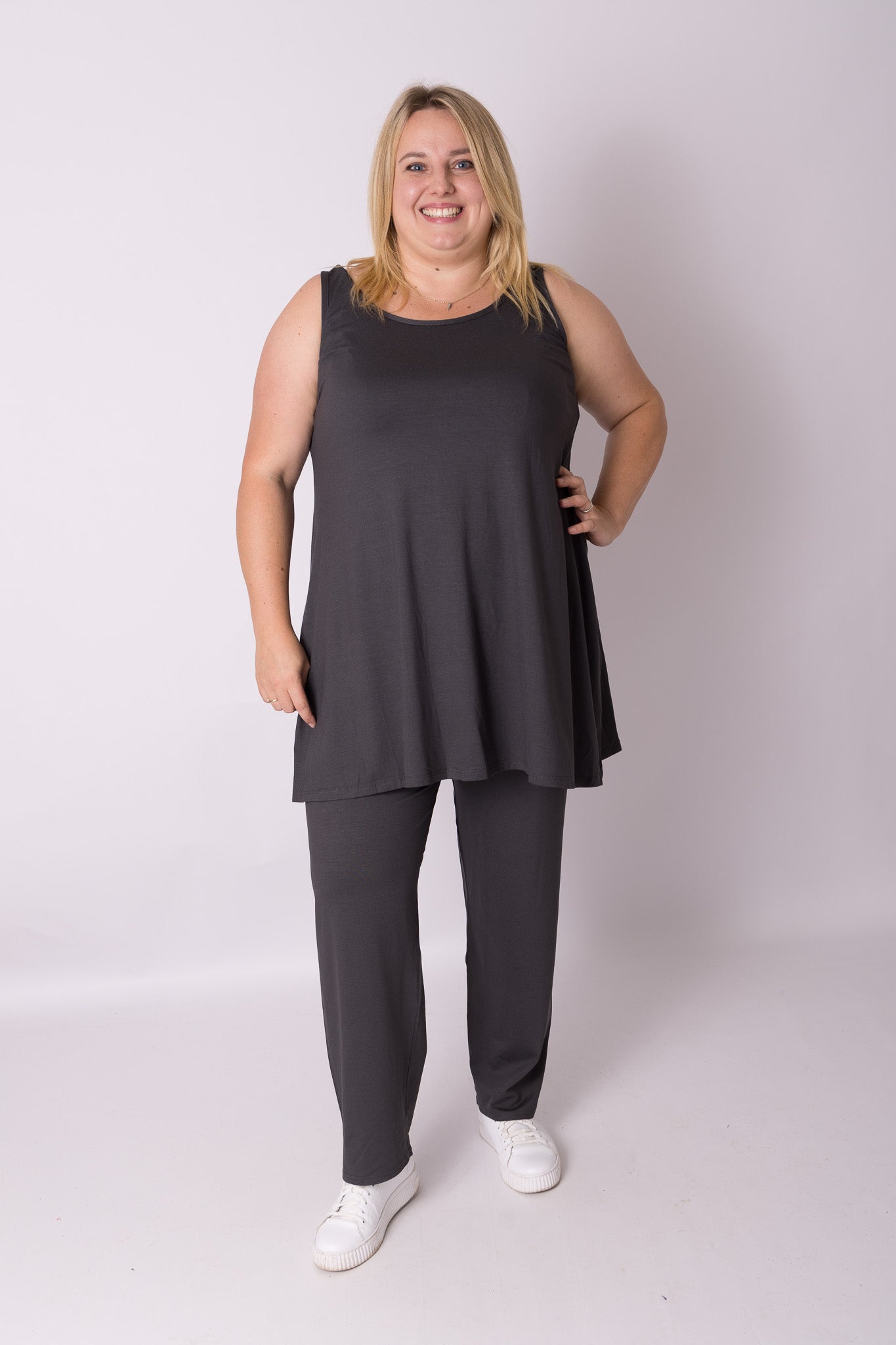 Top wijde a-lijn viscose  ca 90 cm
