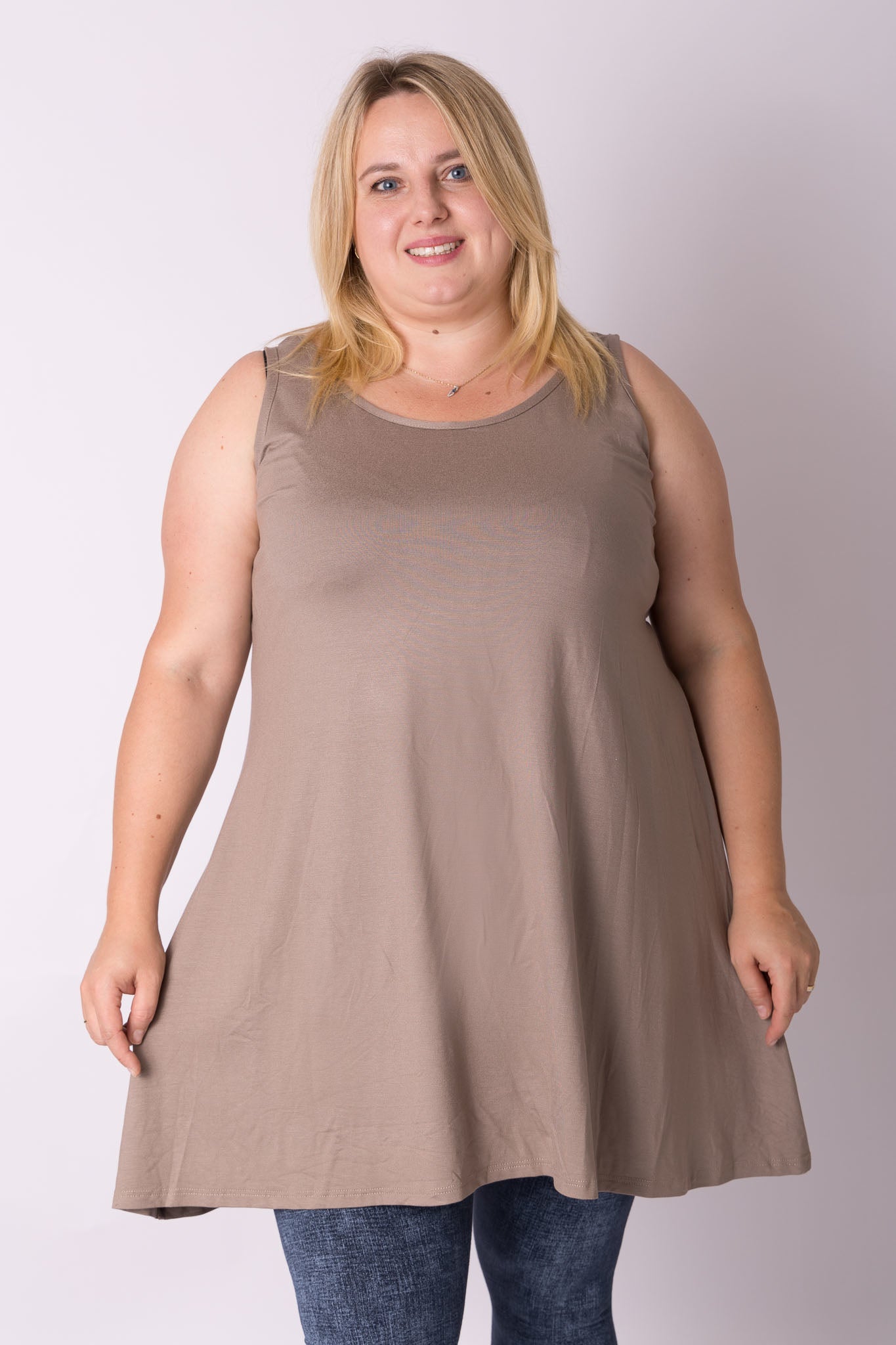 Top wijde a-lijn viscose  ca 90 cm