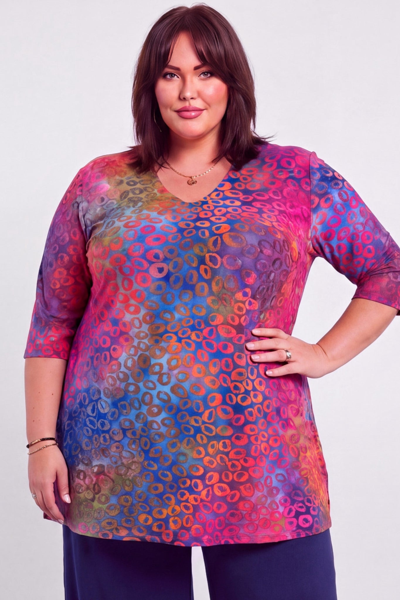 Top Erna | Cosmic Dots | Stretch Jersey | 3/4 mouw | Recht model | 90cm