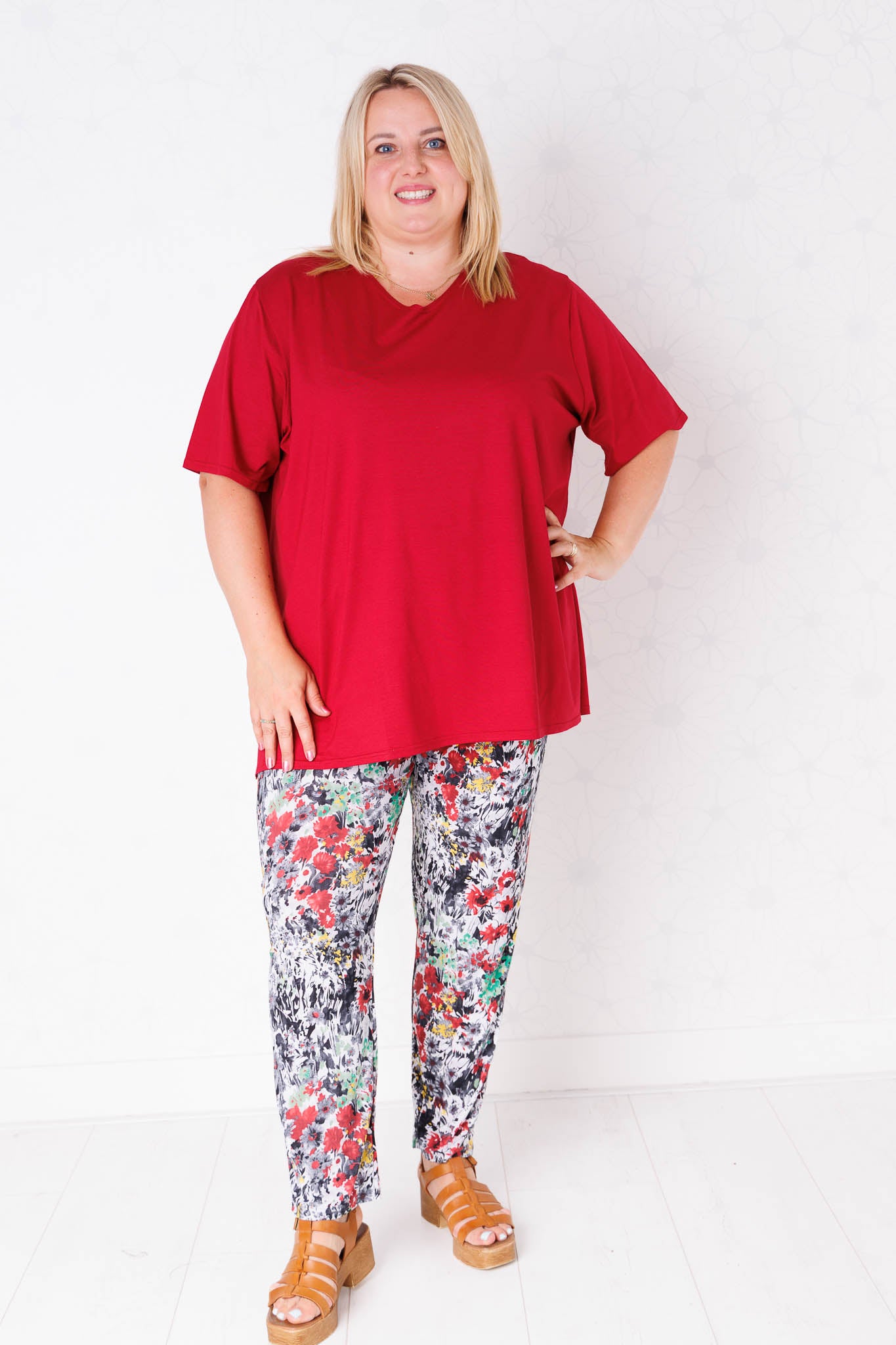 Zomerbroek smalle pijpen bloemen abstract travelstof-binnenbeenlengte ca 70-73