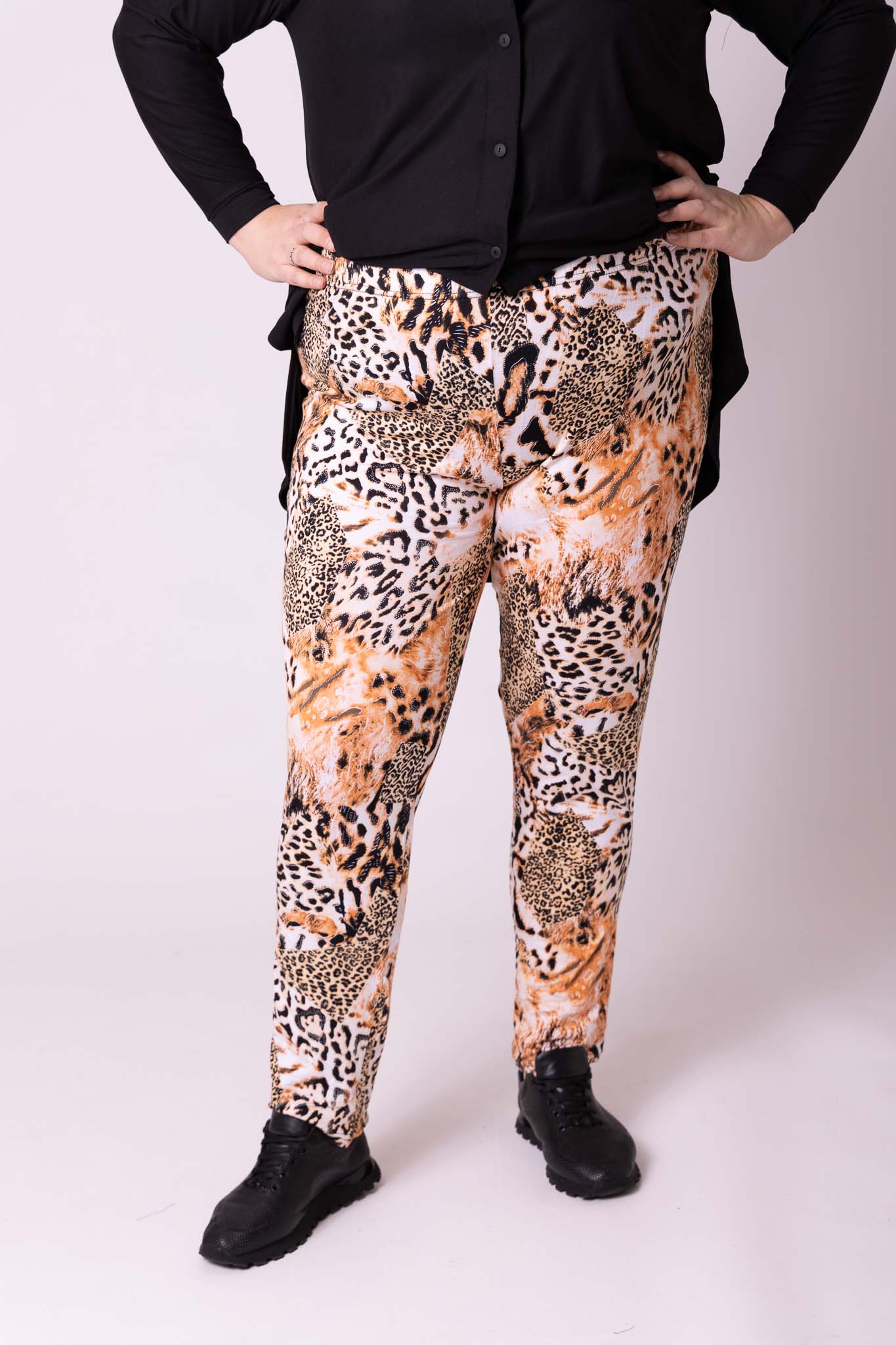 Broek lang viscose print maten 42-62