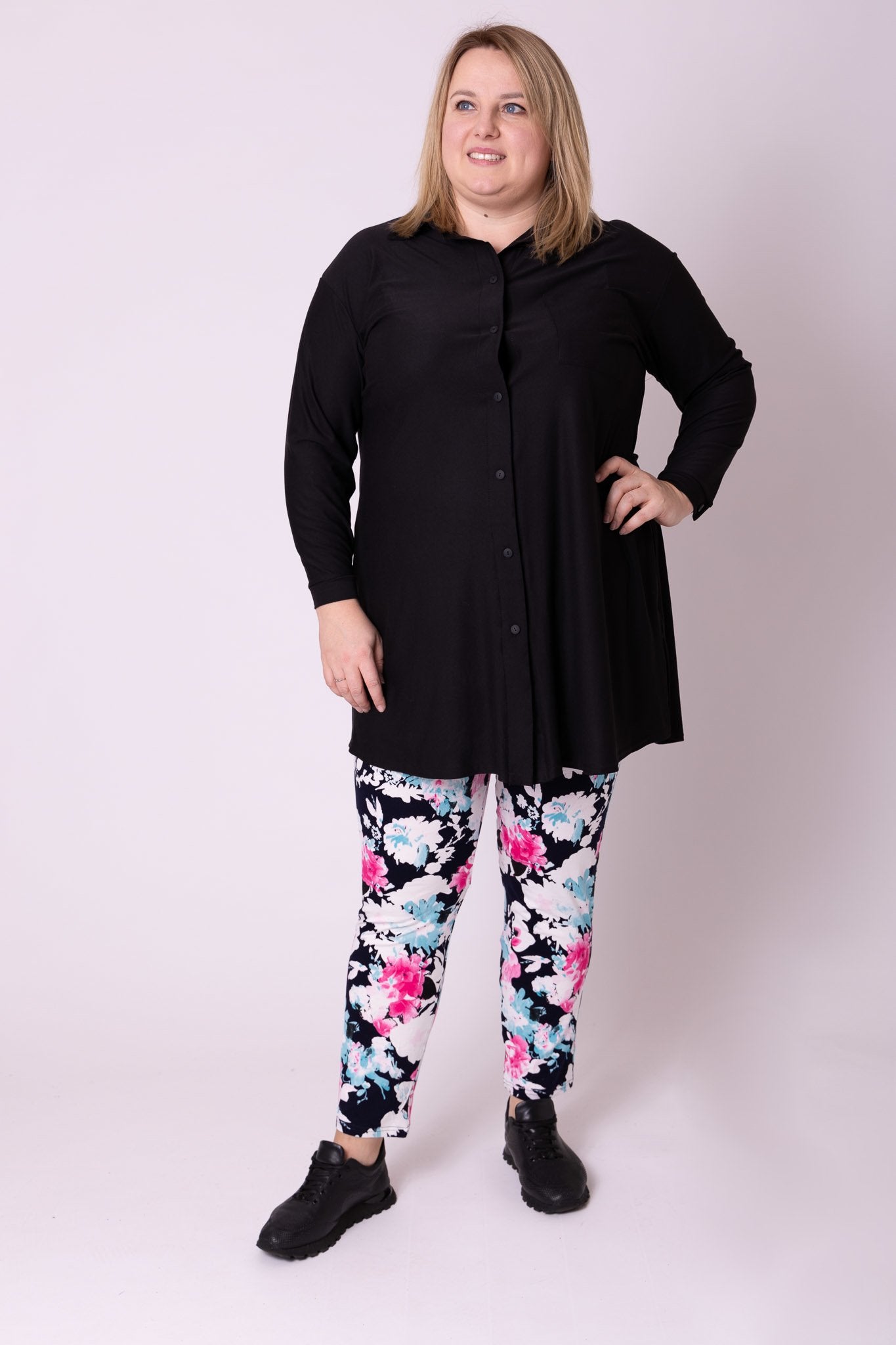 Broek lang viscose print maten 42-62