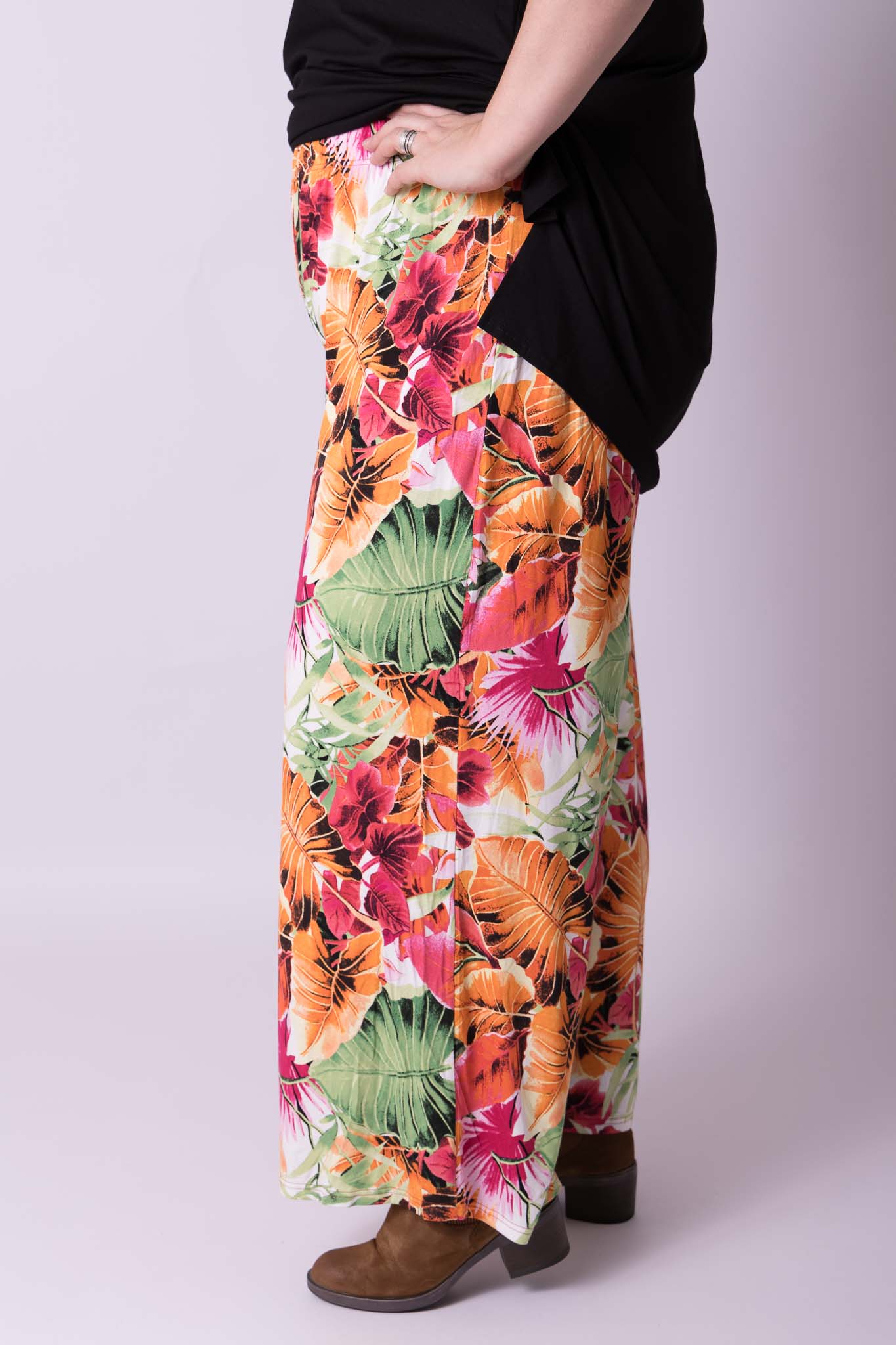 Wijde broek lang viscose maten 48-60