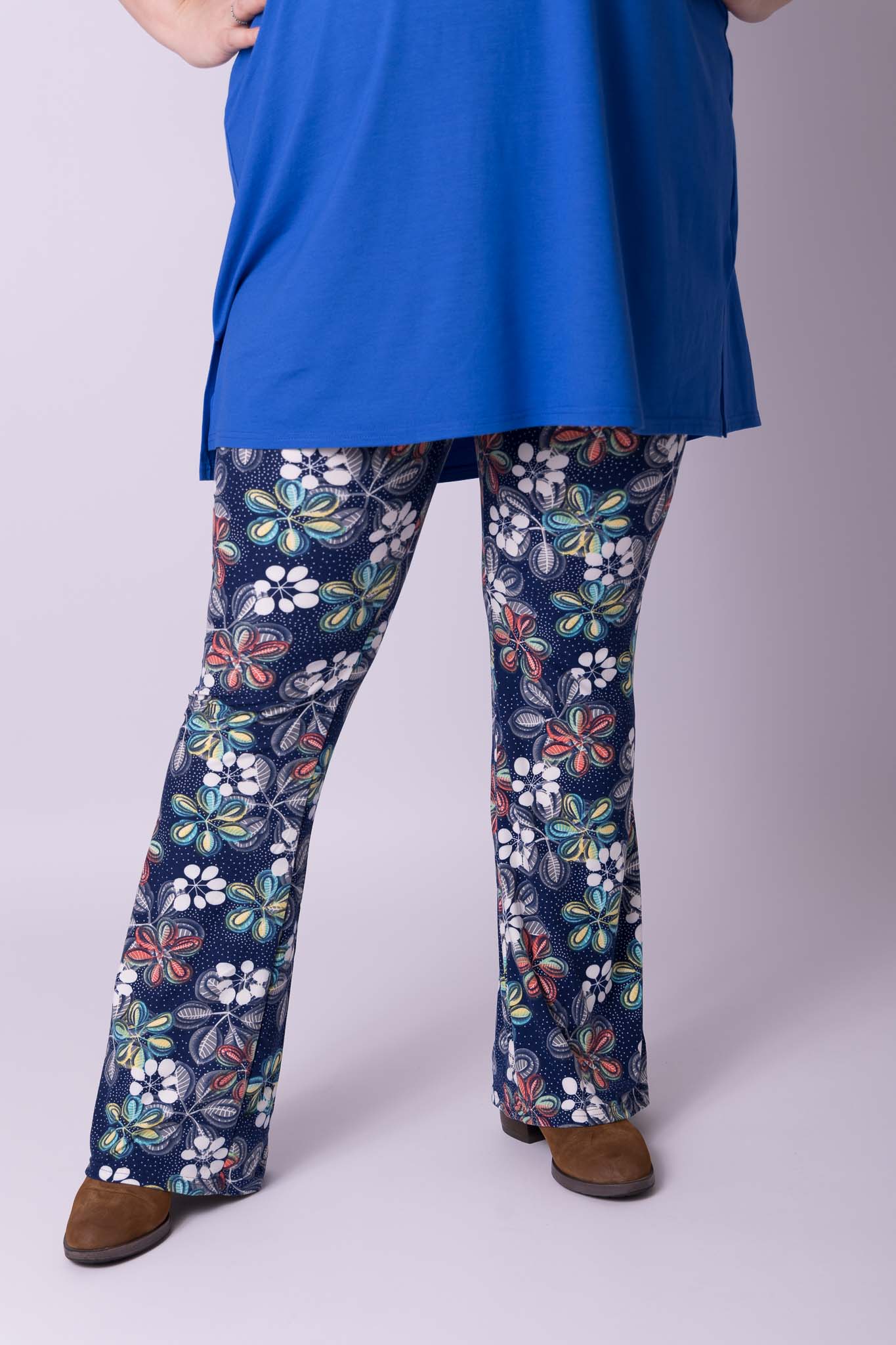 Flared legging lange pijpen kimo maten 48-60