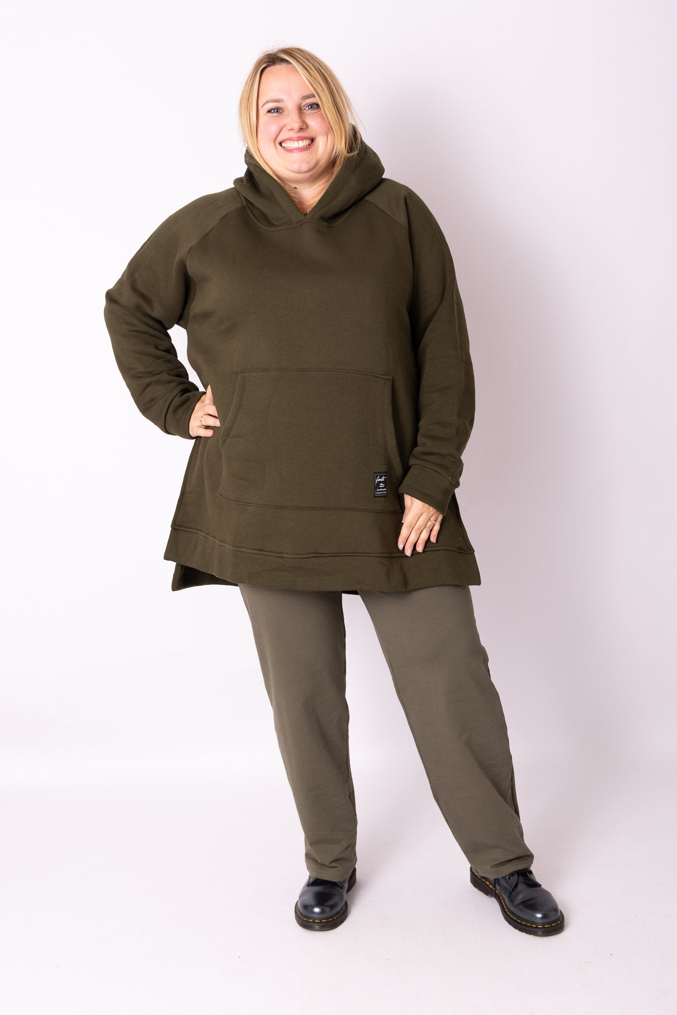 Warme hoodie met zakken one size buste 150 cm