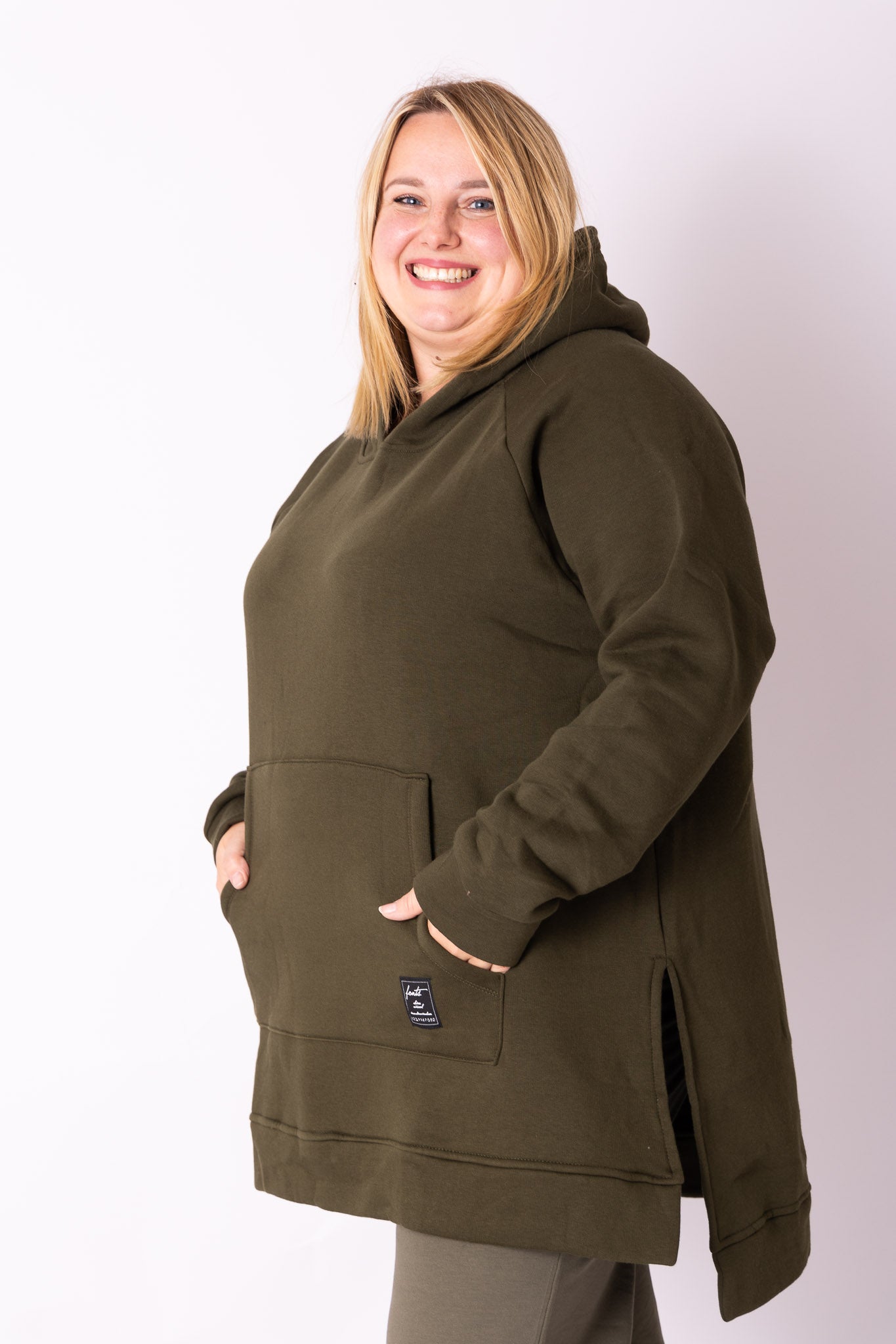 Warme hoodie met zakken one size buste 150 cm
