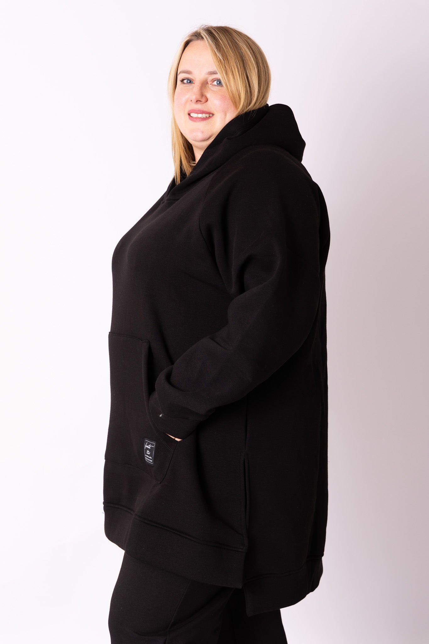 Warme hoodie met zakken one size buste 150 cm