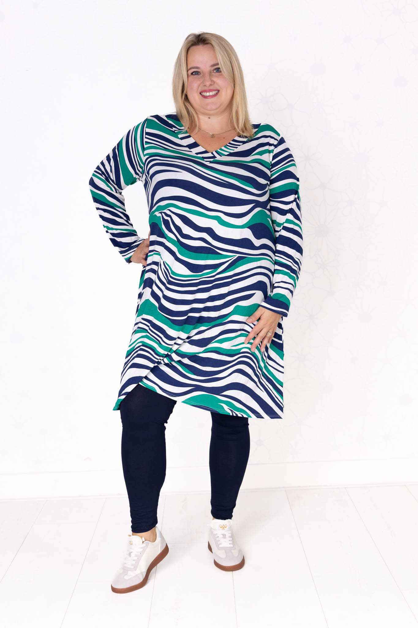 Jurk Linda | Zee donkerblauw groen | Viscose | A-lijn | 105cm